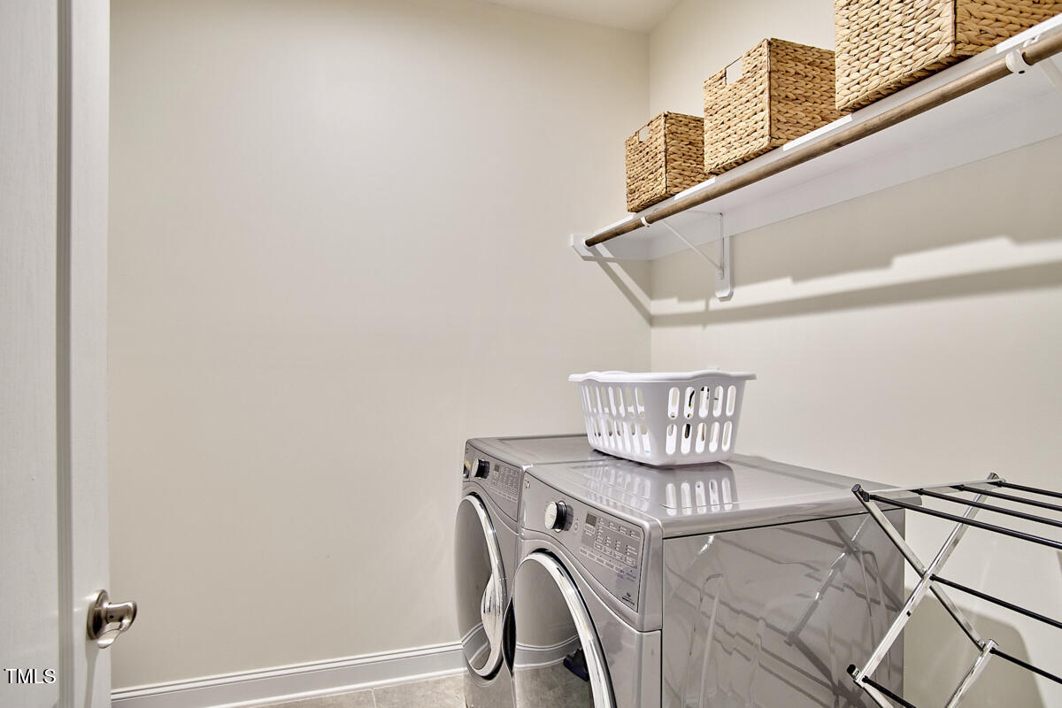 112 Filigree Way