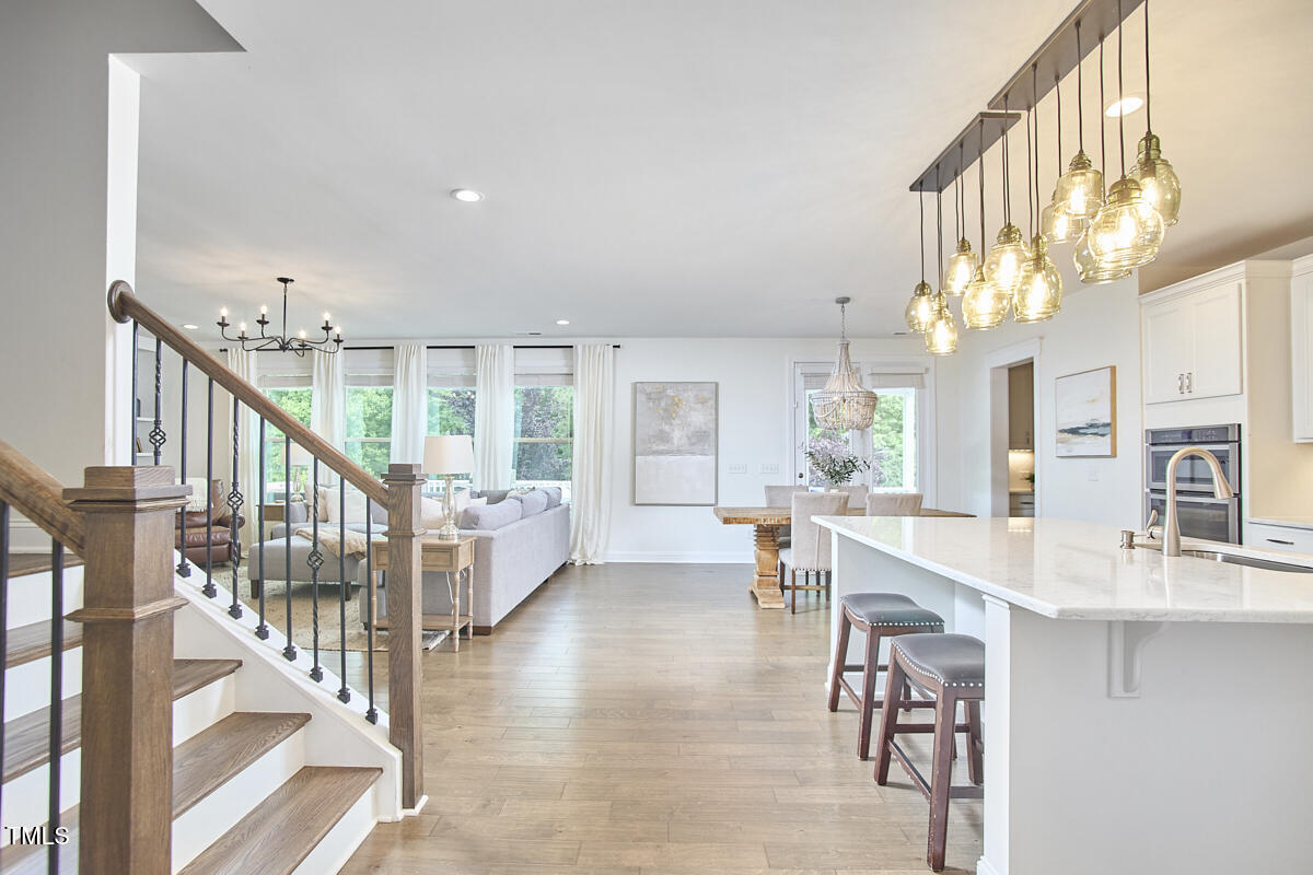 112 Filigree Way