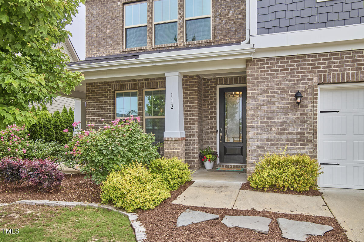 112 Filigree Way