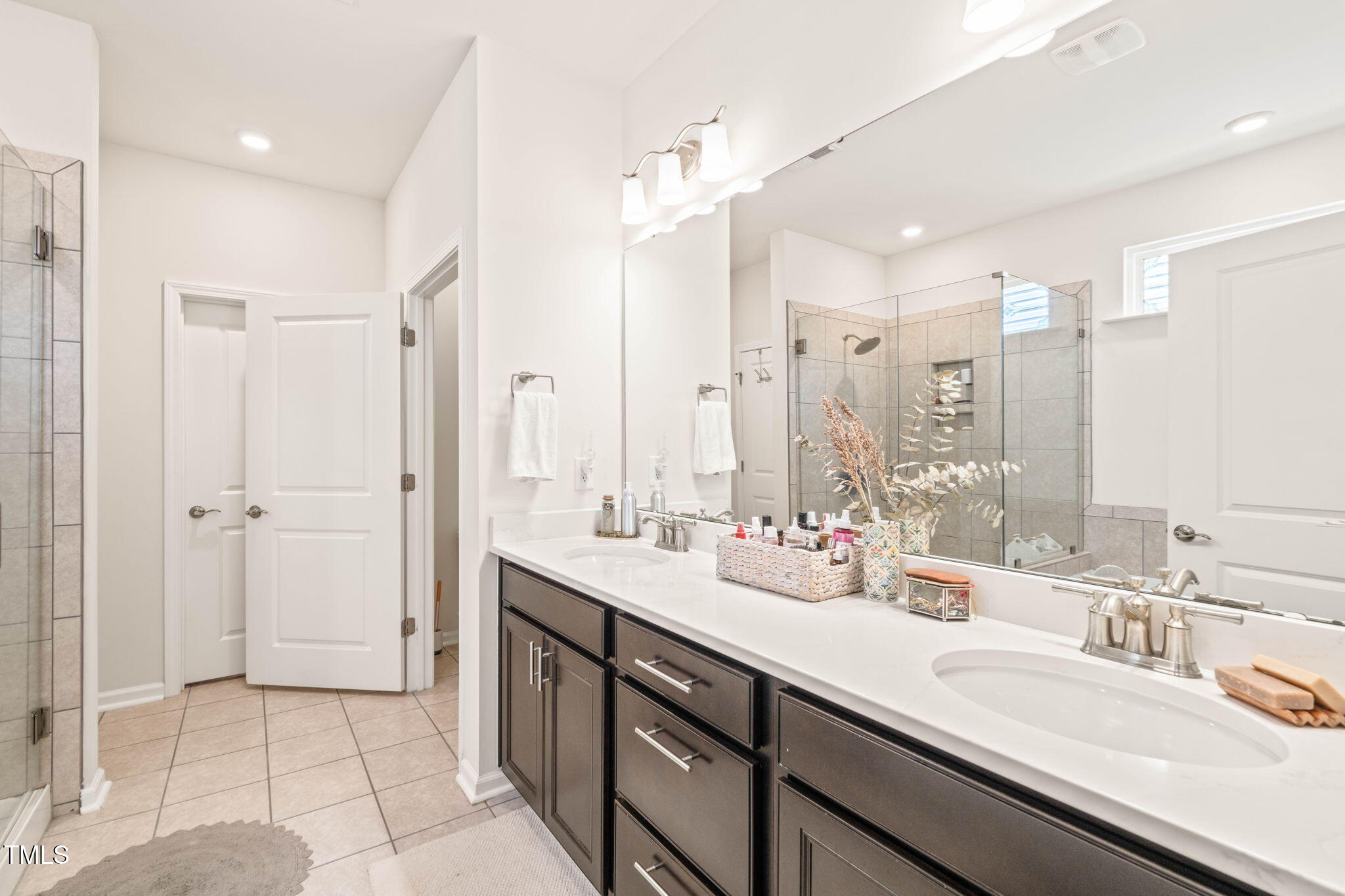2404 Azalea Drive