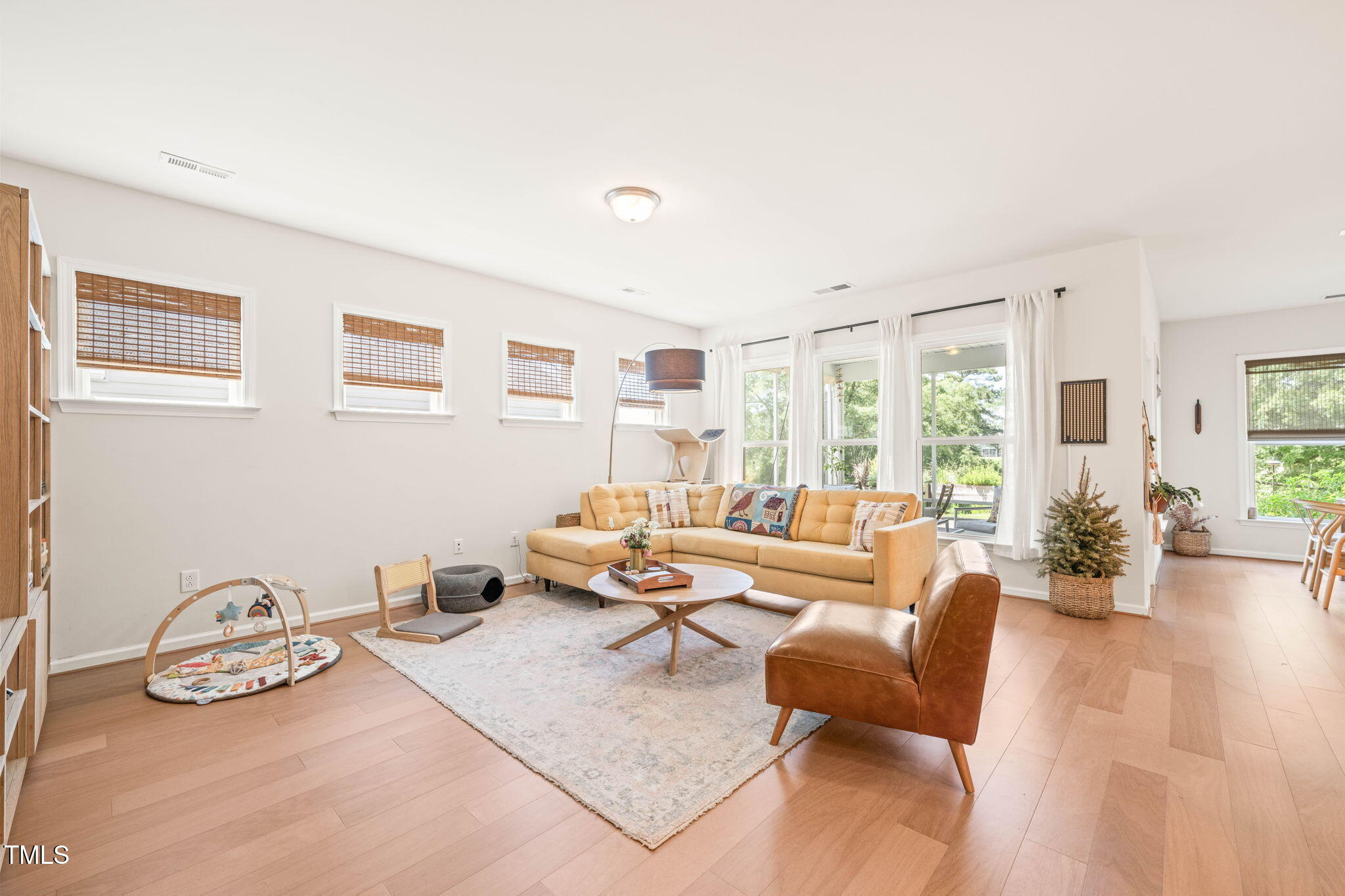 2404 Azalea Drive