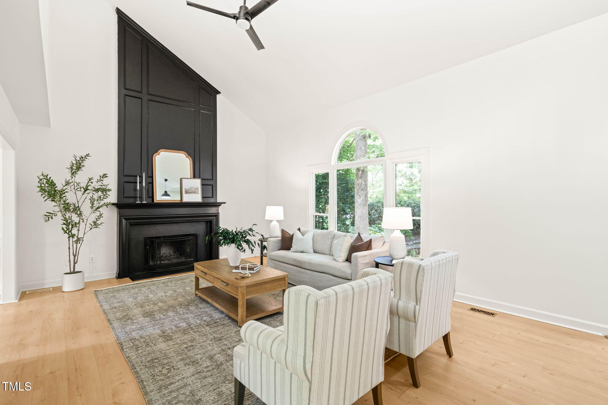 304 W Kirkfield Drive