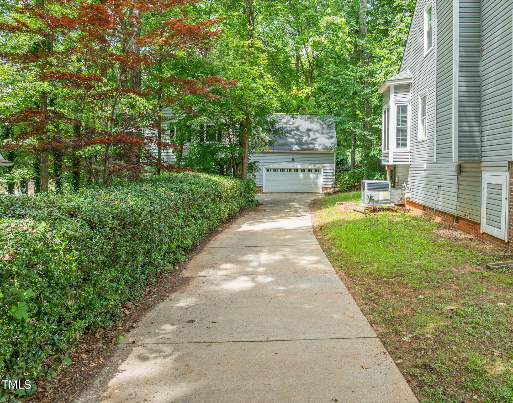 304 W Kirkfield Drive