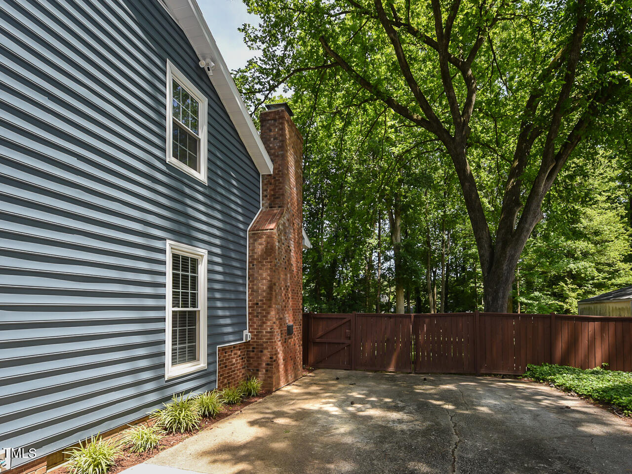 1215 Brookgreen Drive