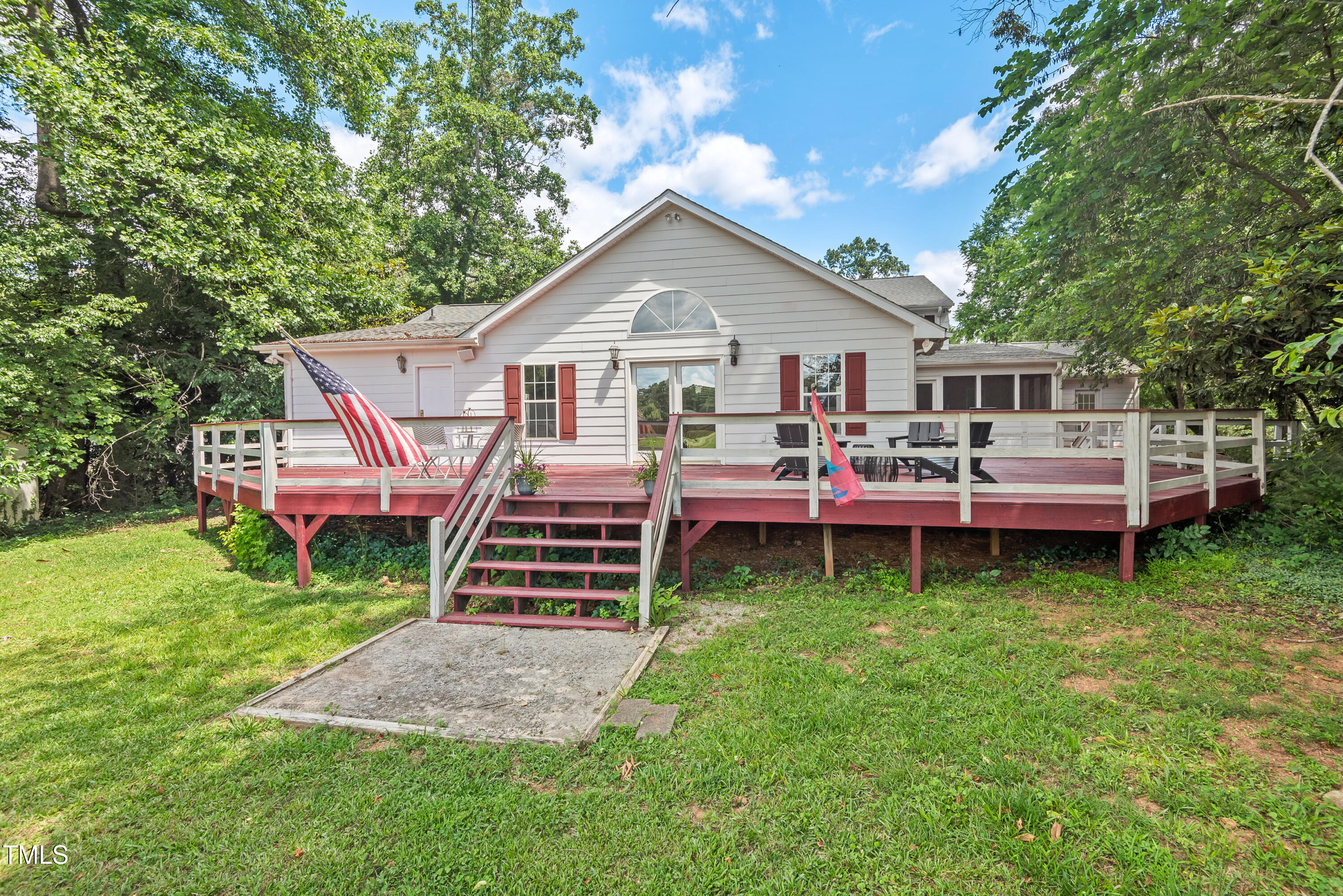 307 Country Club Drive