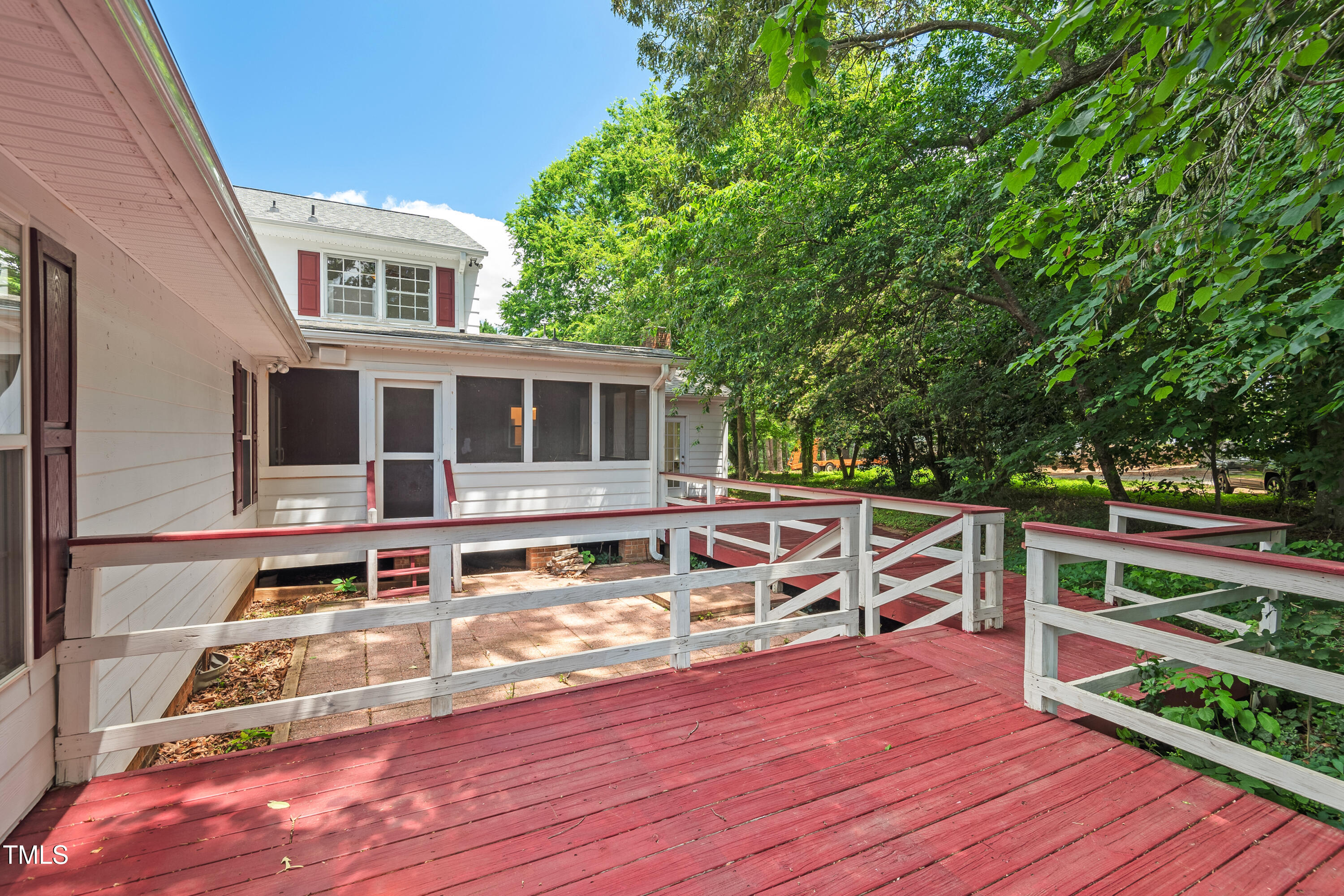 307 Country Club Drive