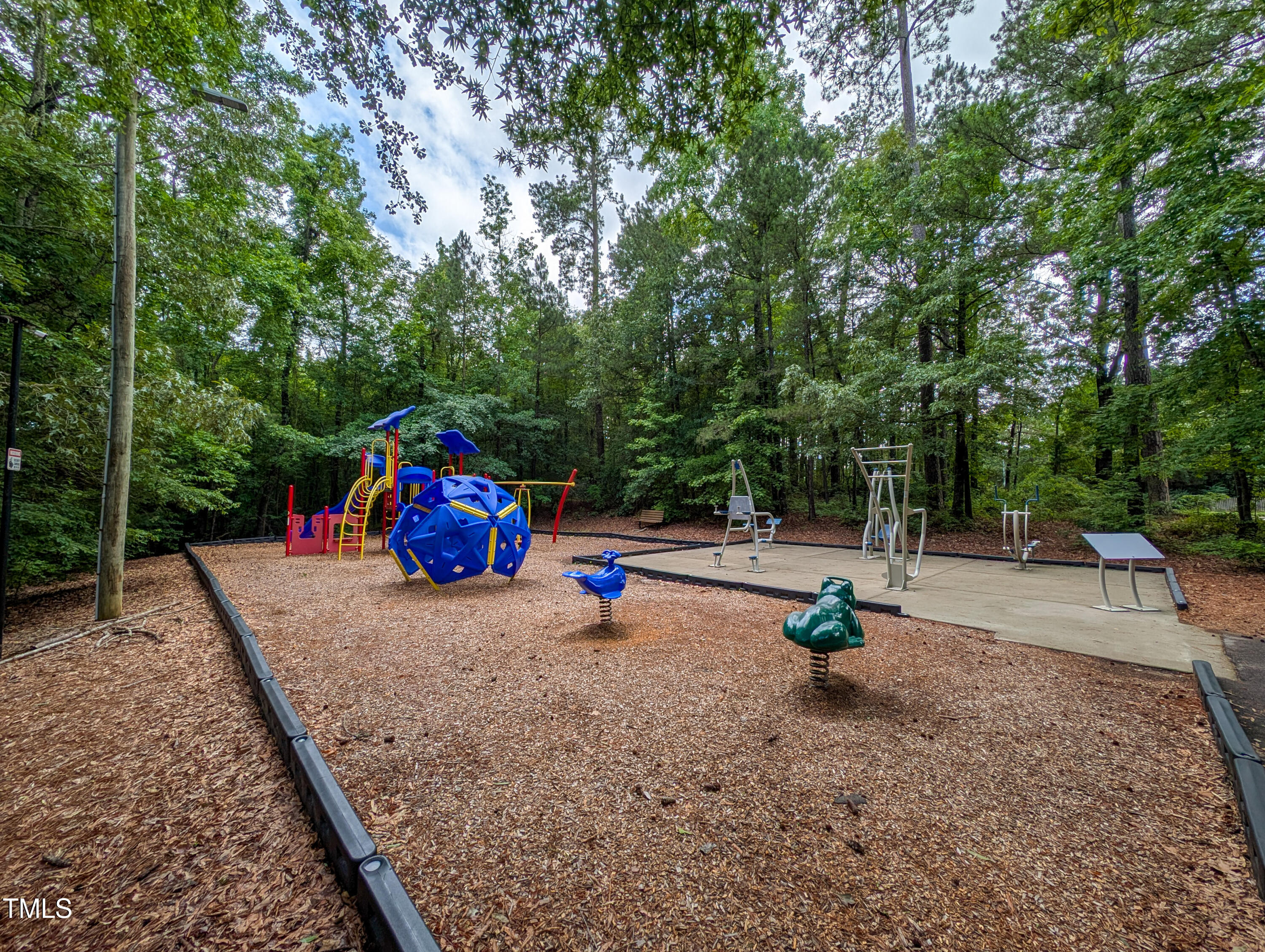 1014 Laurens Way