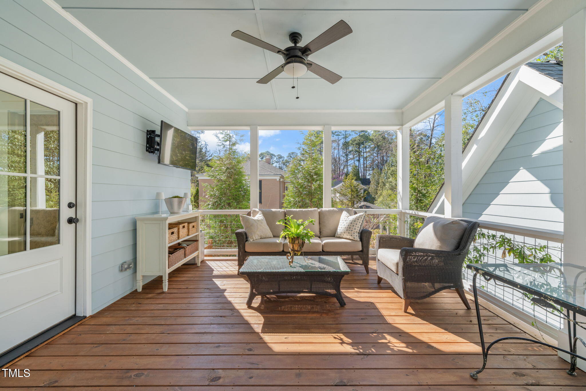 2304 Pershing Street