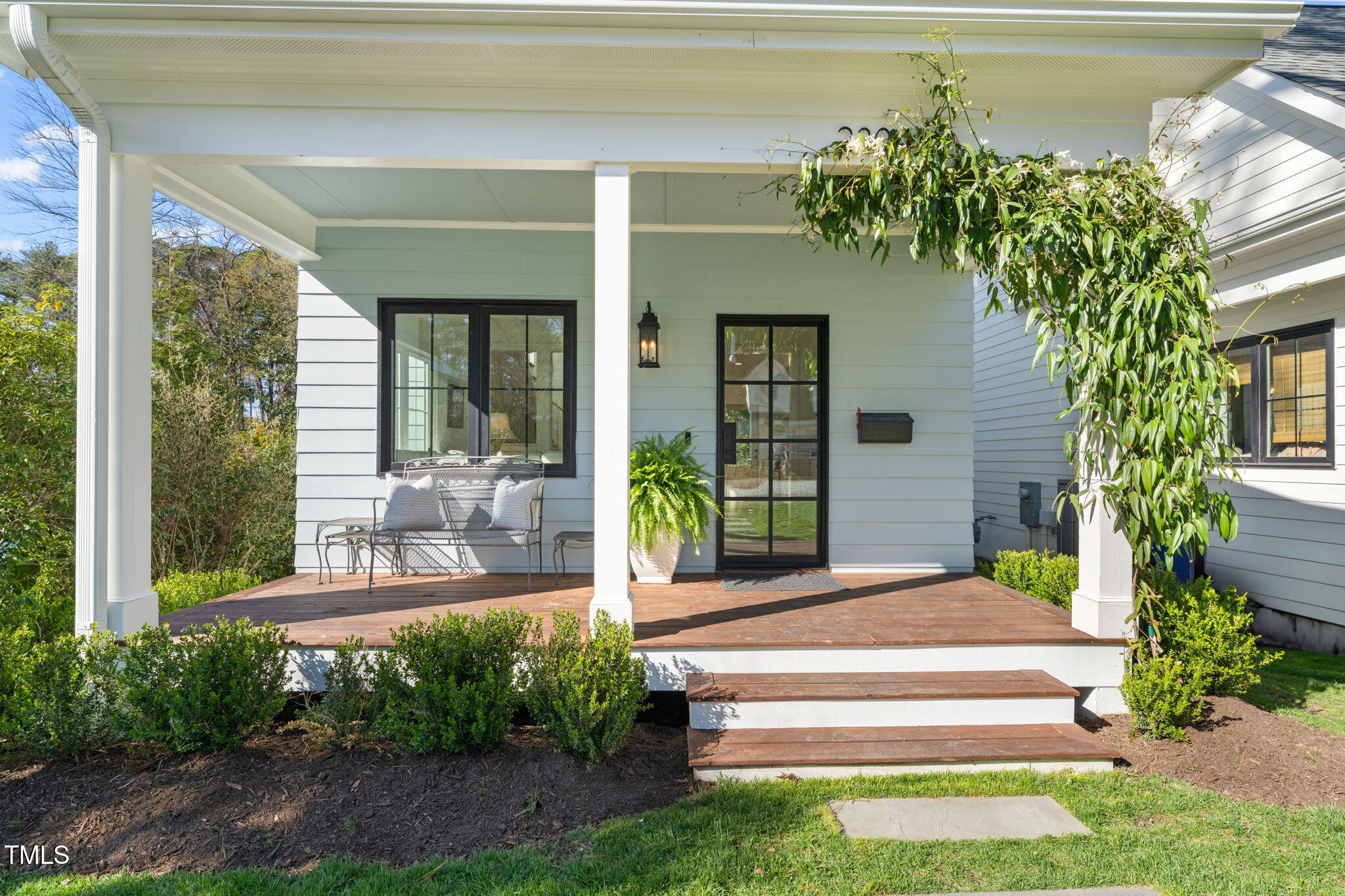 2304 Pershing Street