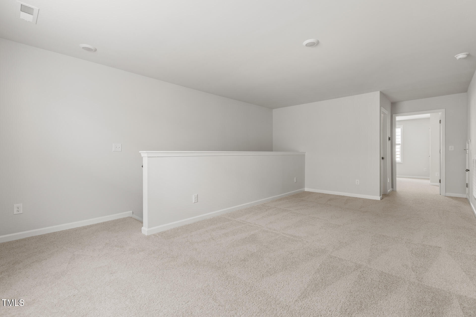 427 Bluffberry Way
