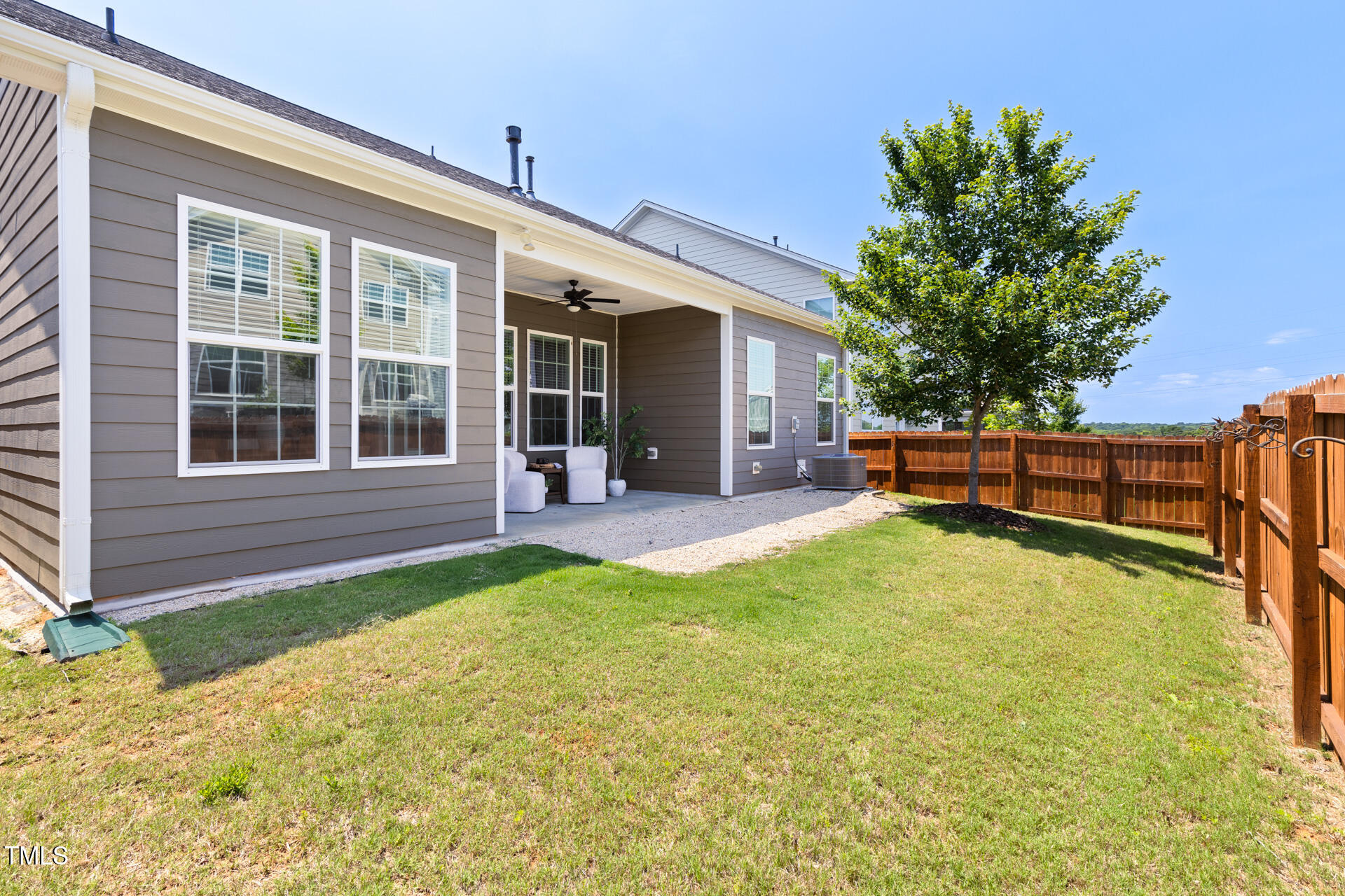 427 Bluffberry Way