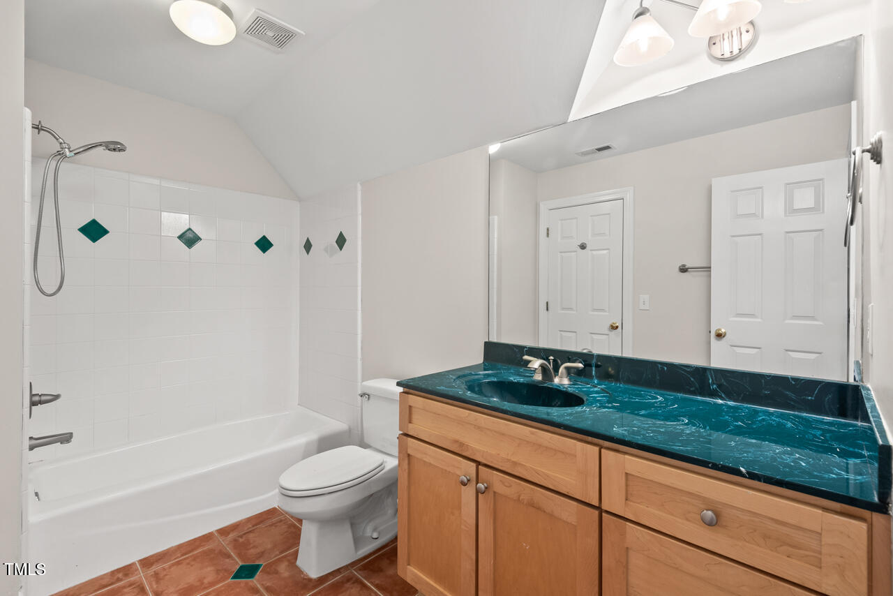 3912 Kildrummy Drive