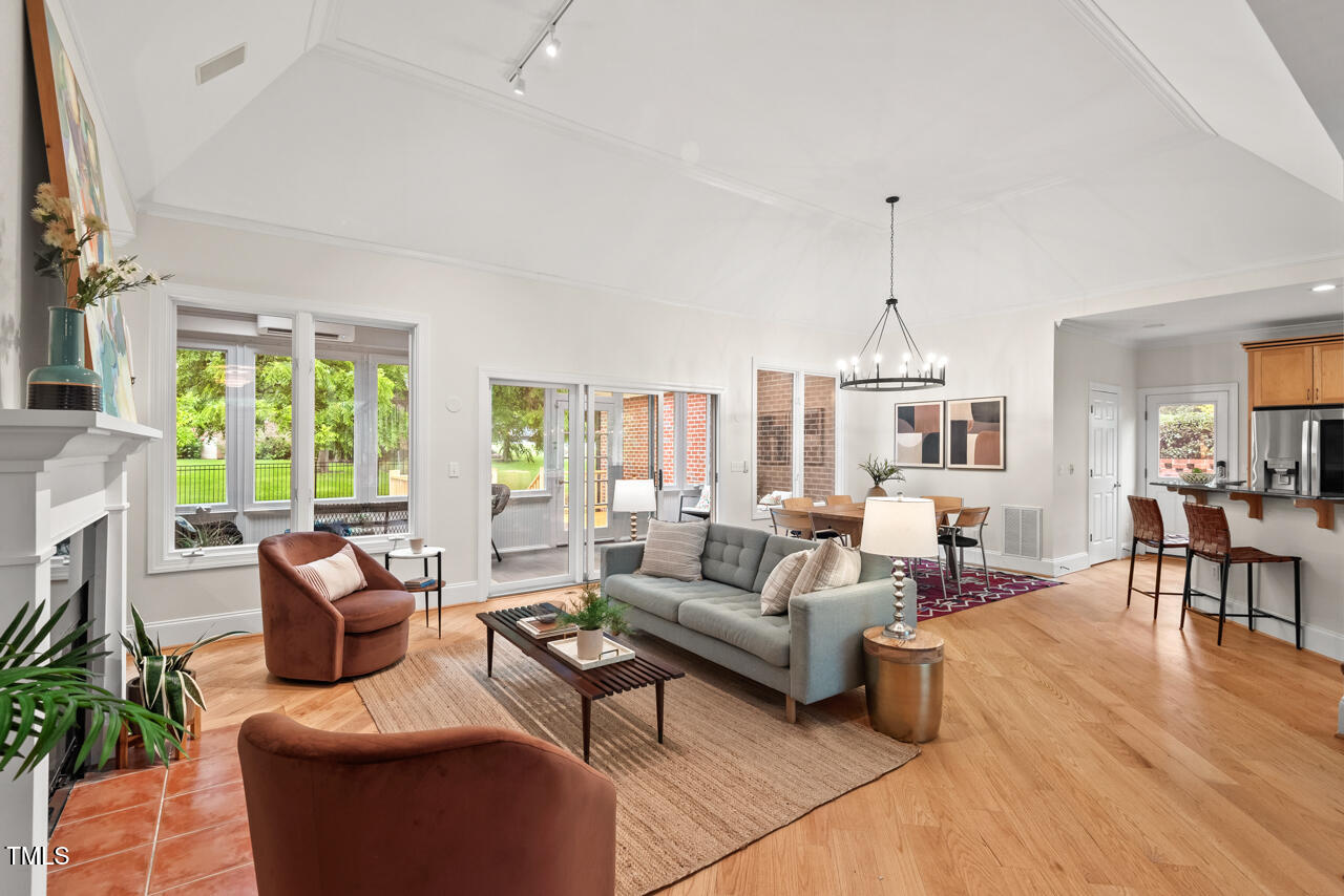 3912 Kildrummy Drive