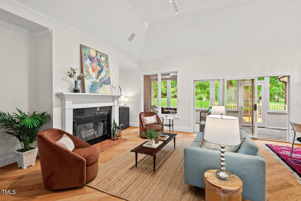 3912 Kildrummy Drive