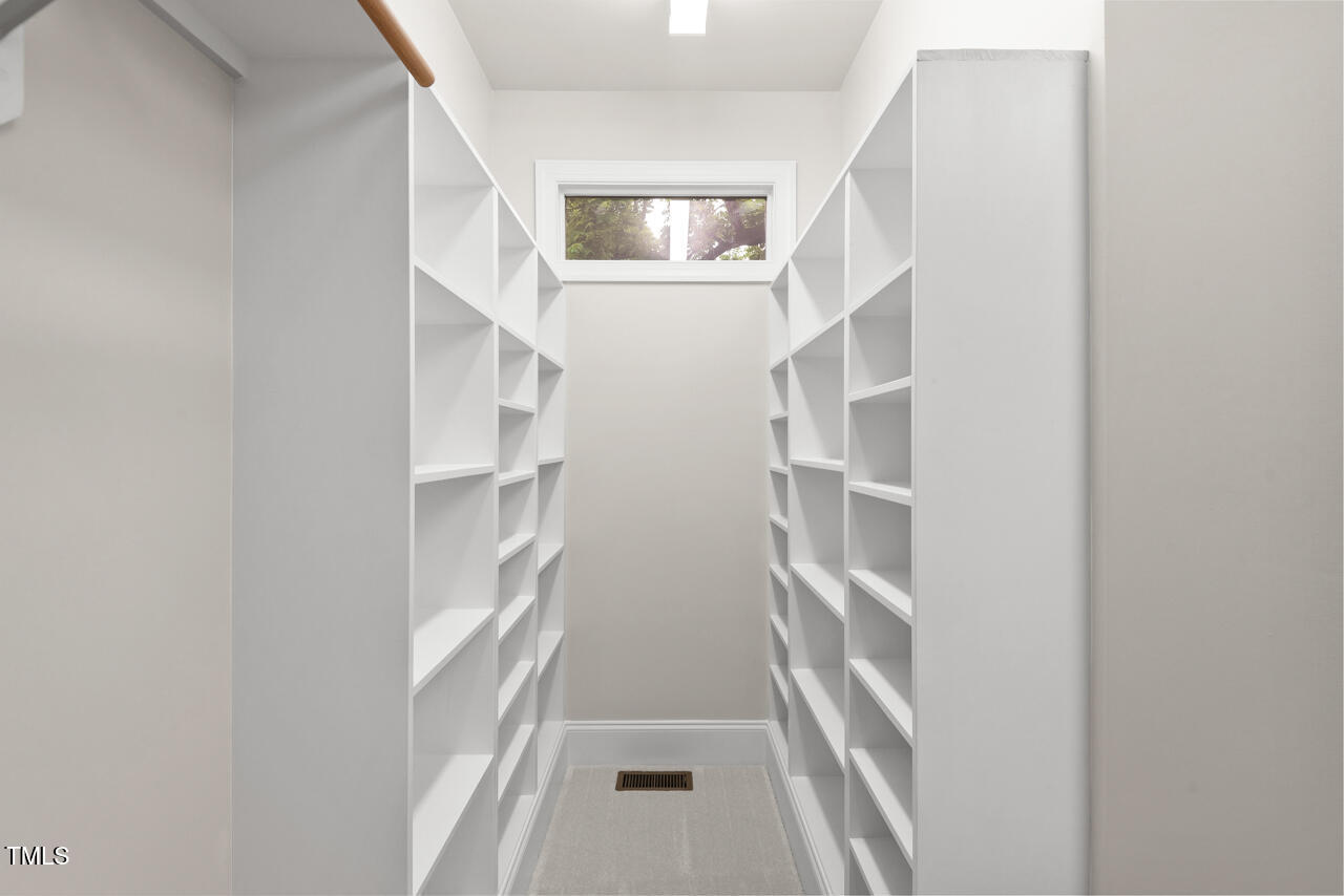 3912 Kildrummy Drive