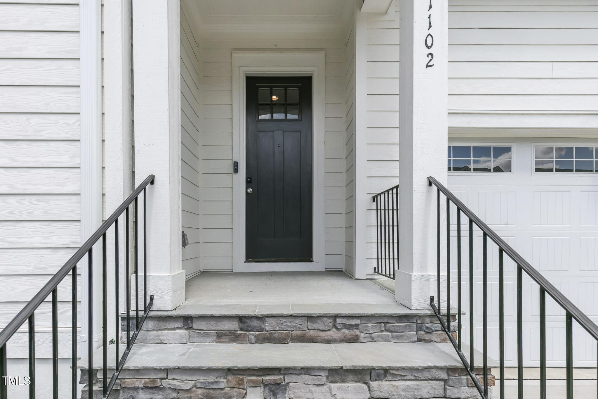 1102 Fly Catcher Court