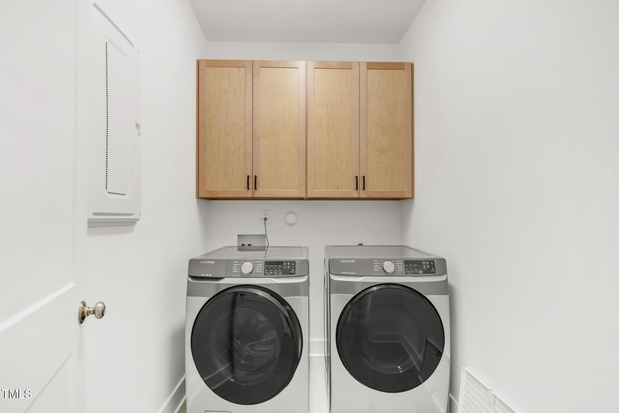 1102 Fly Catcher Court