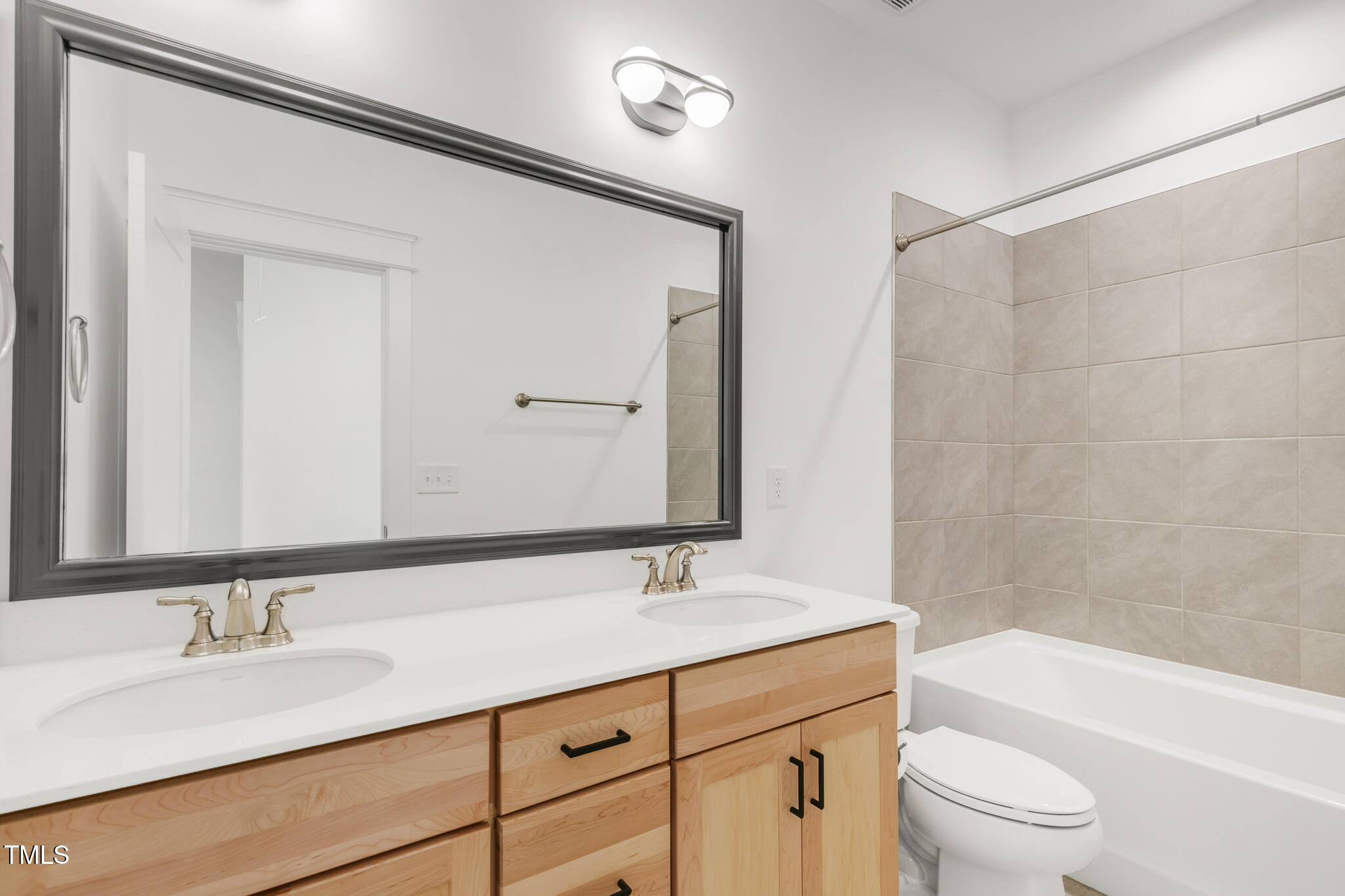 1102 Fly Catcher Court