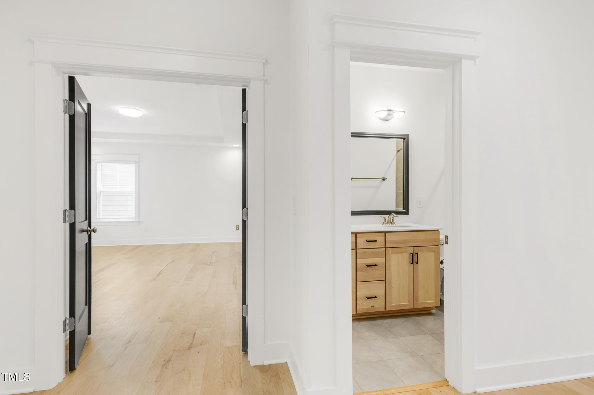 1102 Fly Catcher Court