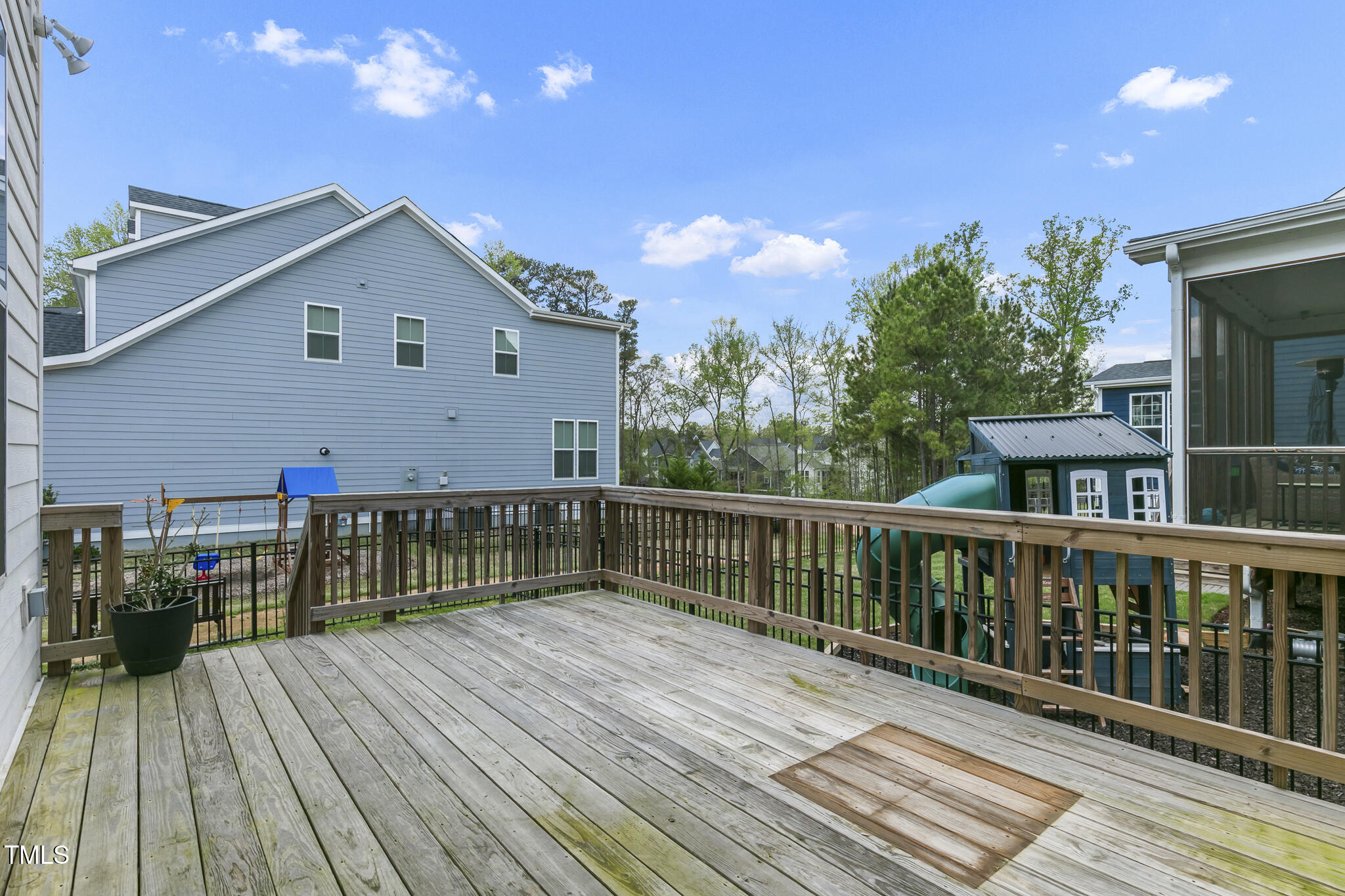 1102 Fly Catcher Court