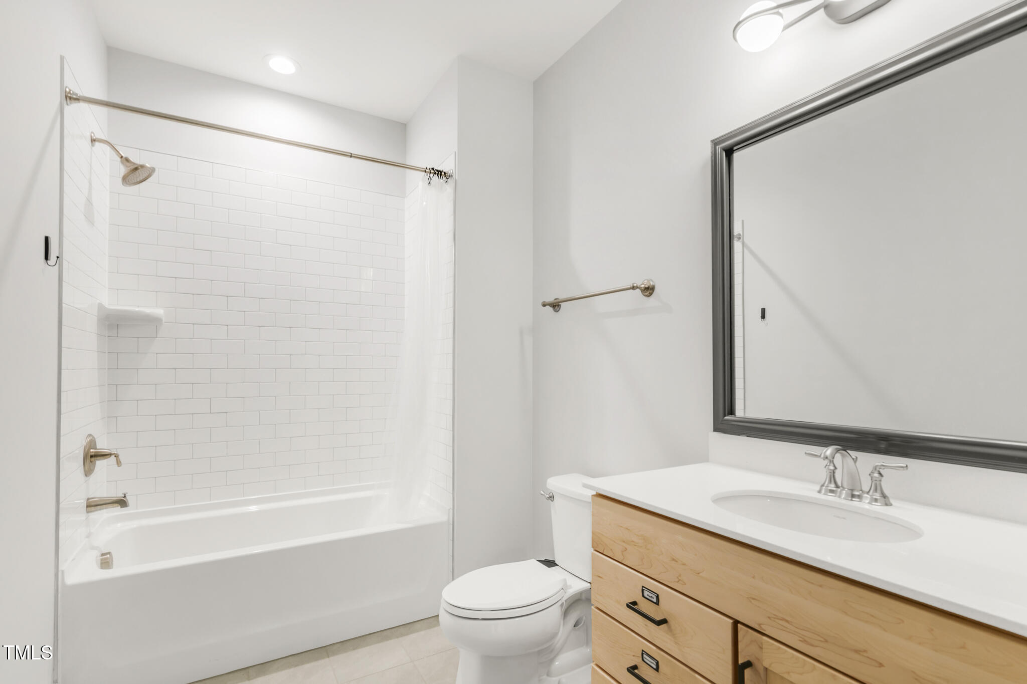 1102 Fly Catcher Court