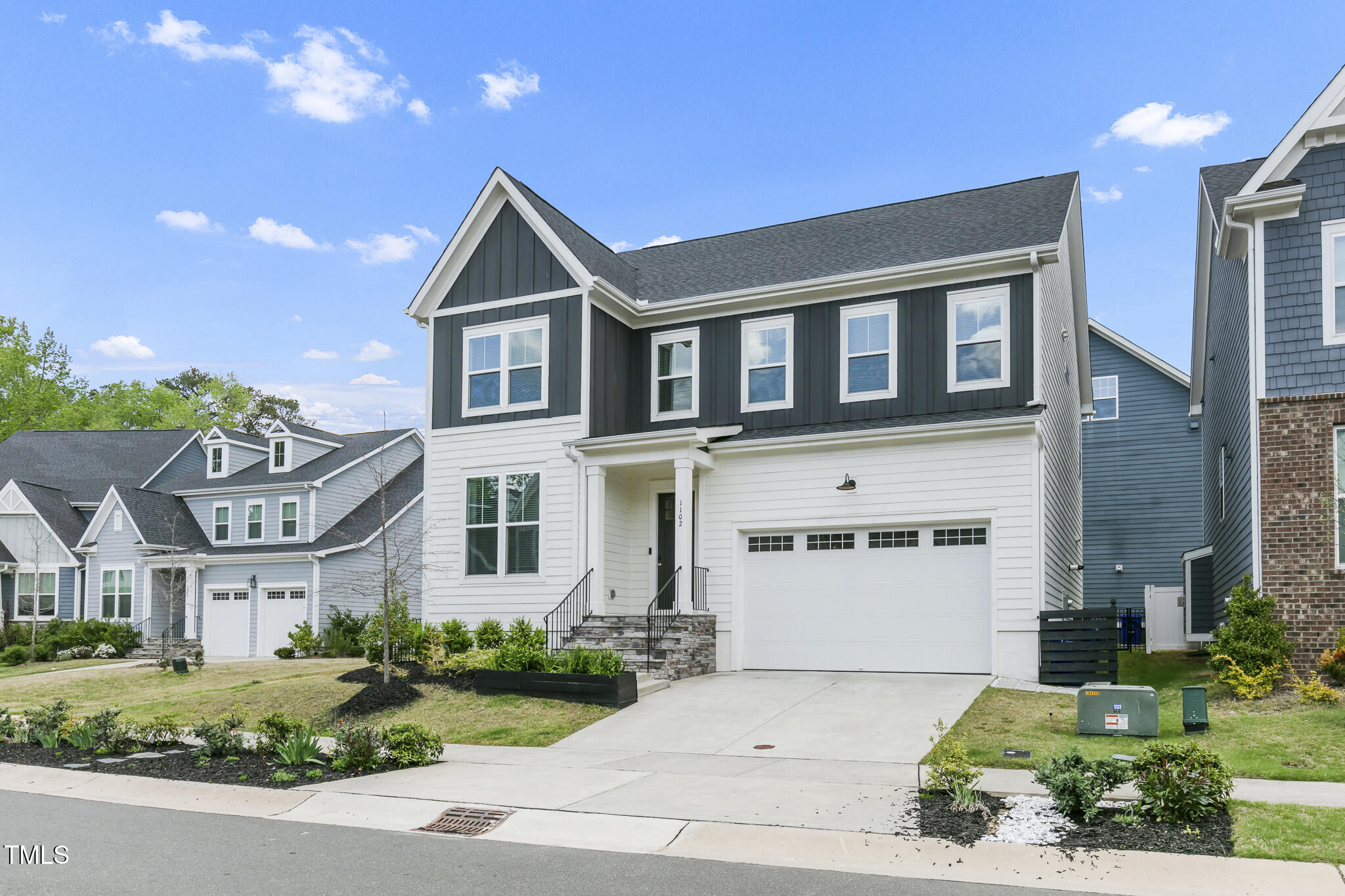 1102 Fly Catcher Court