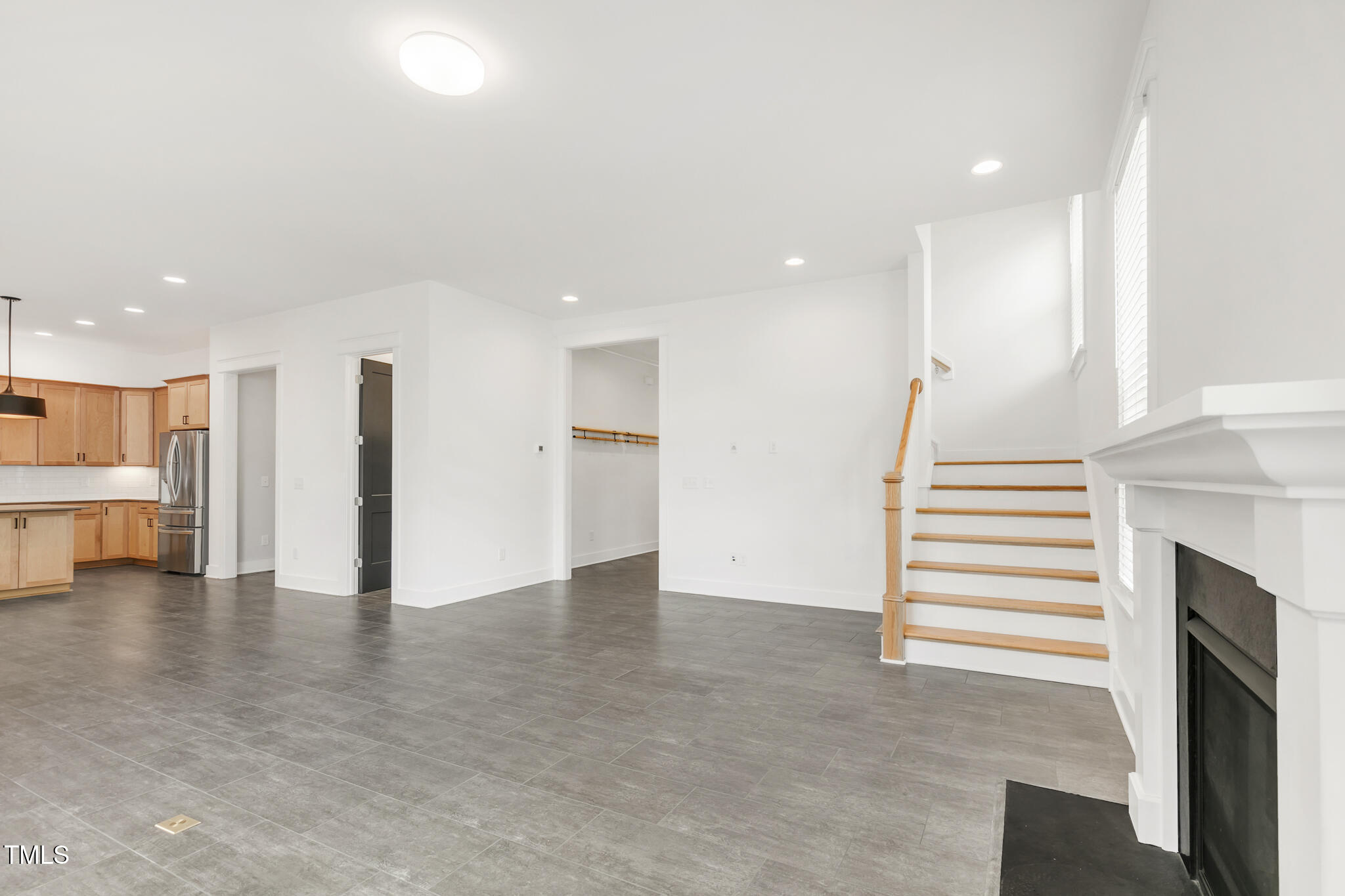 1102 Fly Catcher Court