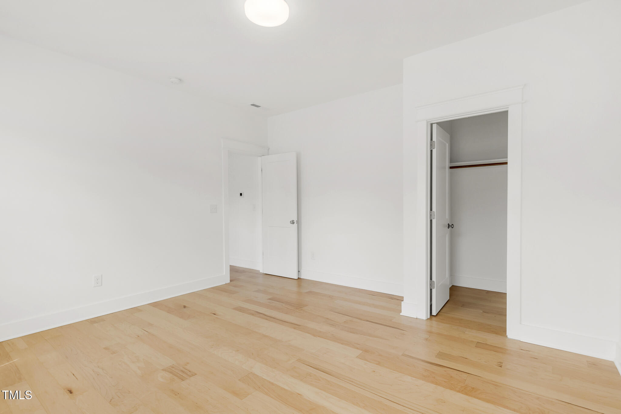 1102 Fly Catcher Court