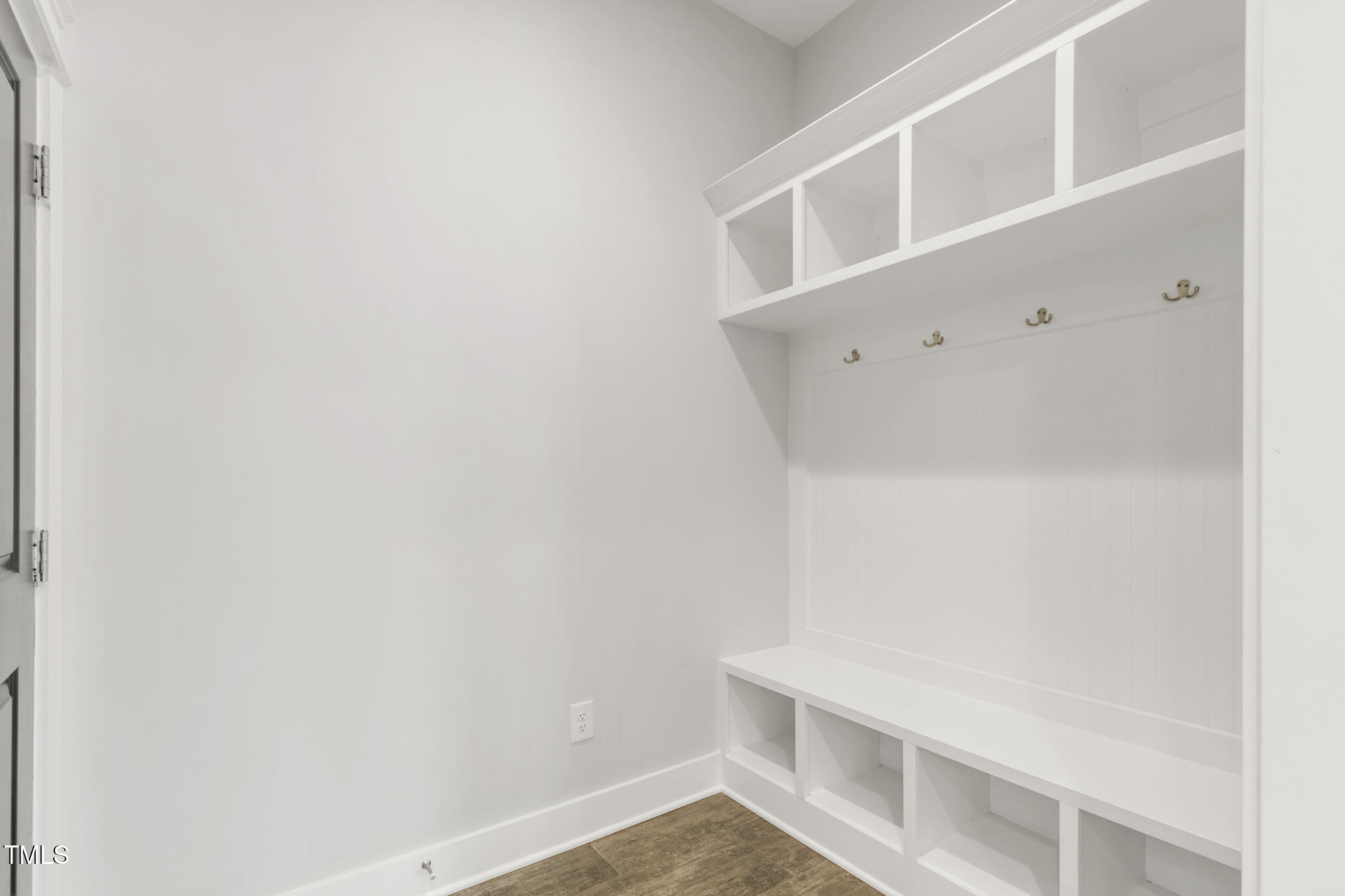 1102 Fly Catcher Court