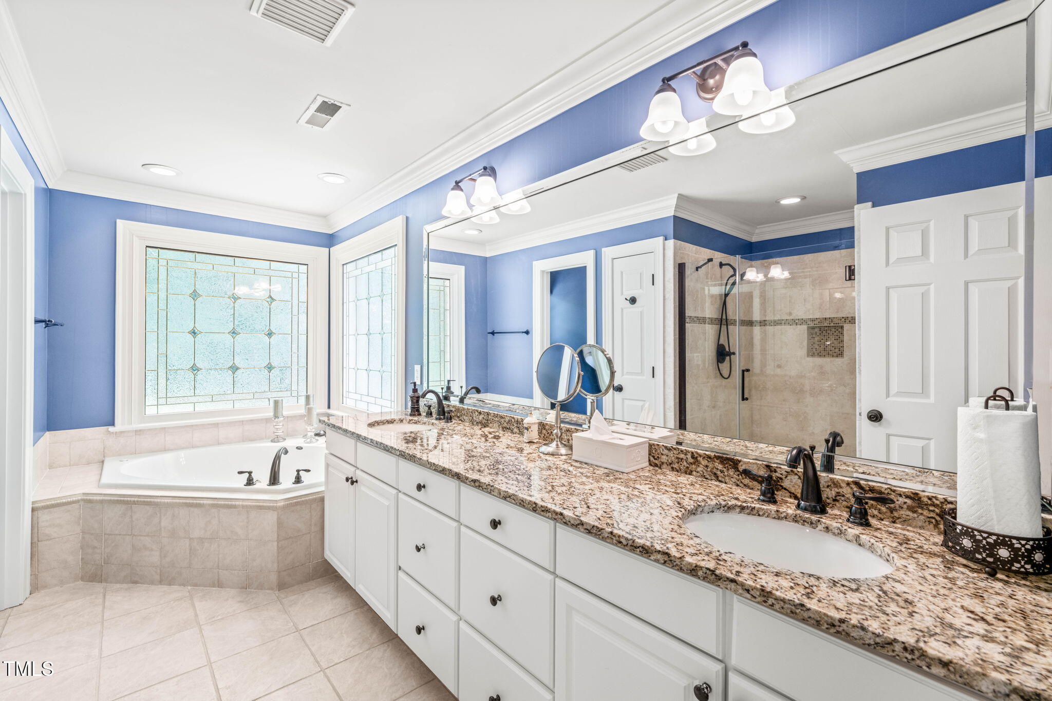 1317 Woodgate Manor Court