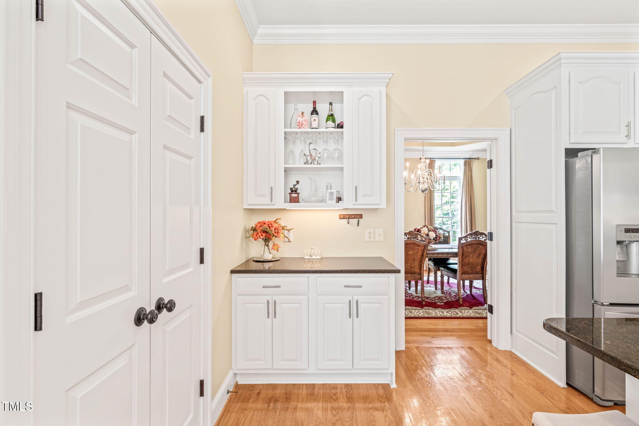 1317 Woodgate Manor Court