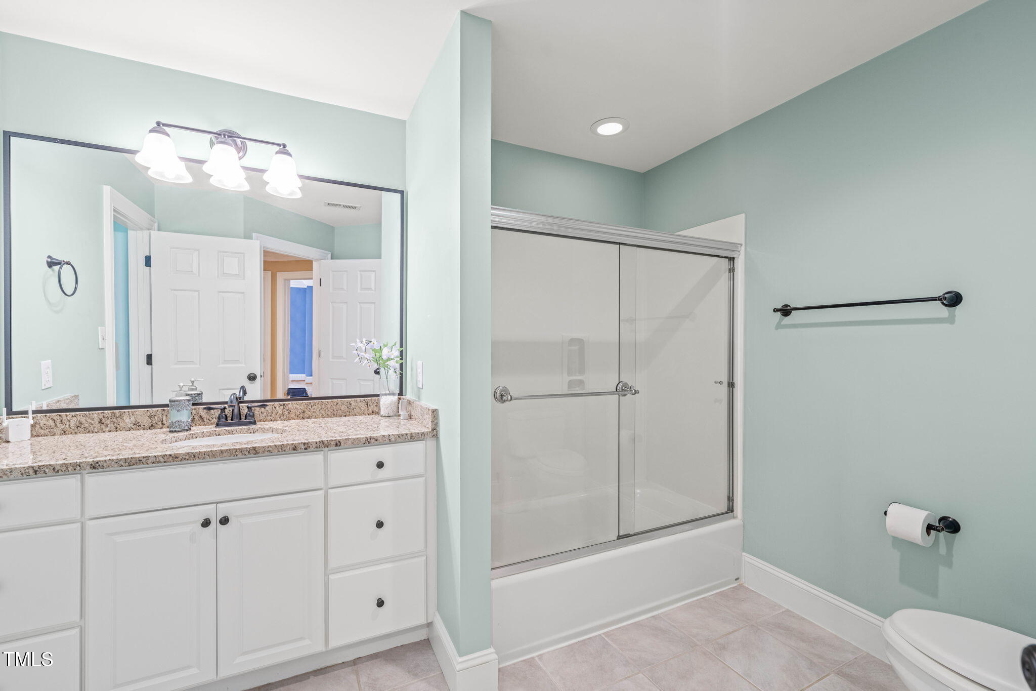 1317 Woodgate Manor Court