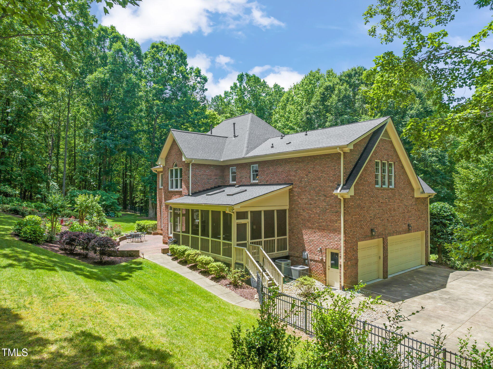 1317 Woodgate Manor Court