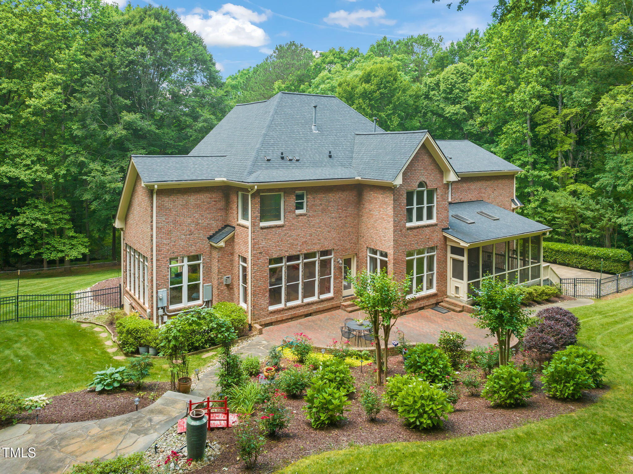 1317 Woodgate Manor Court