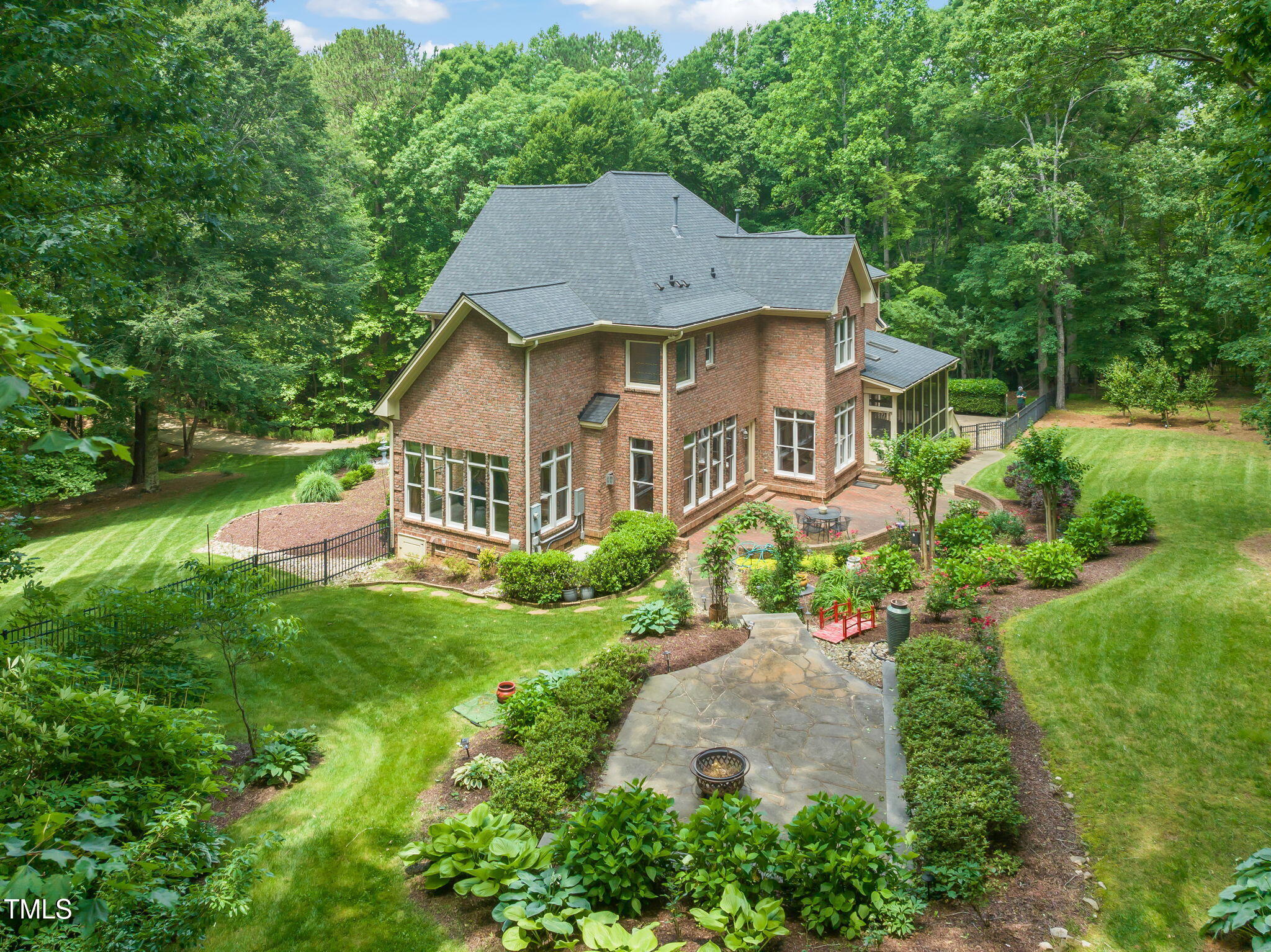 1317 Woodgate Manor Court