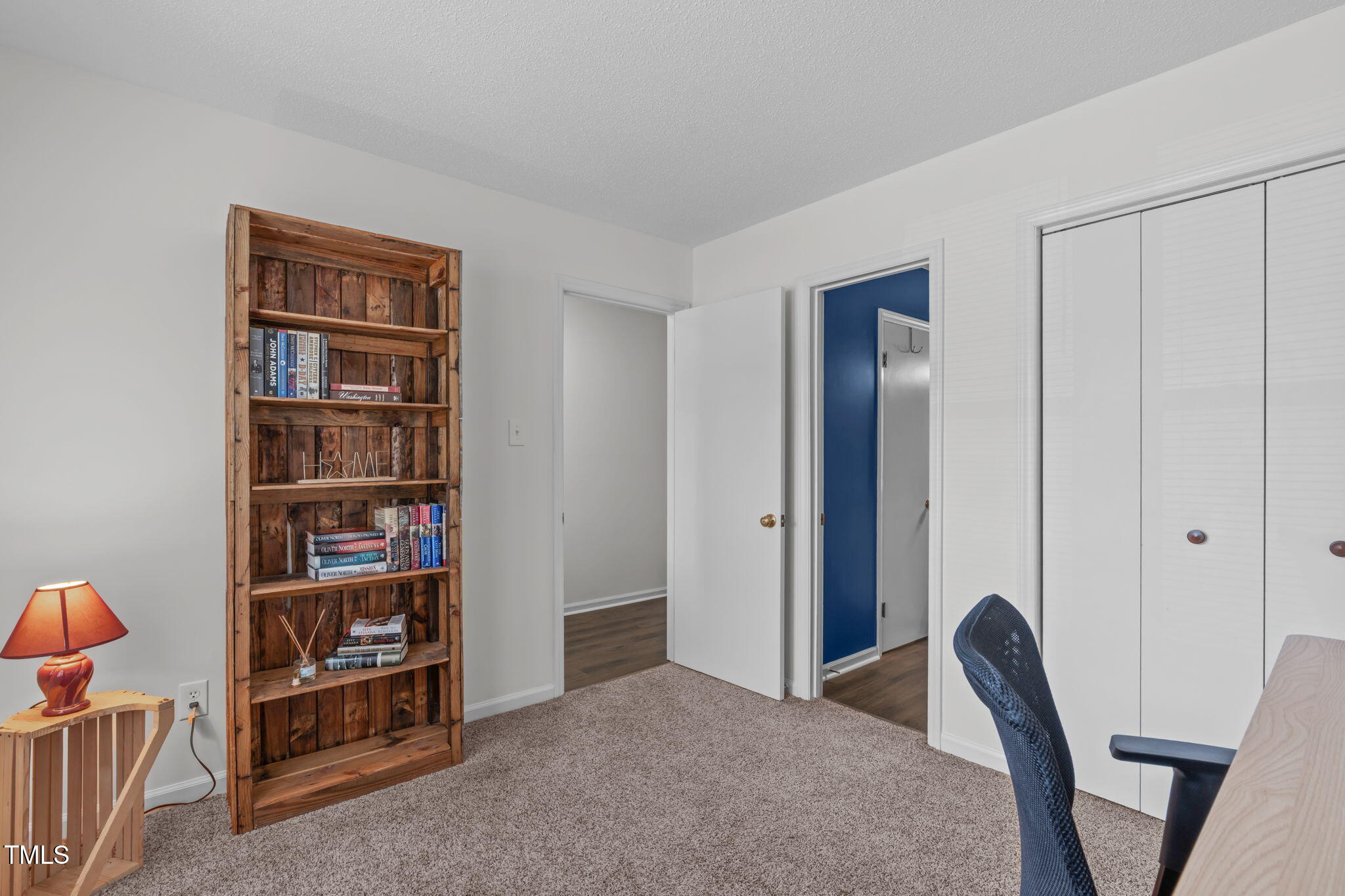 11 Stone Village Court