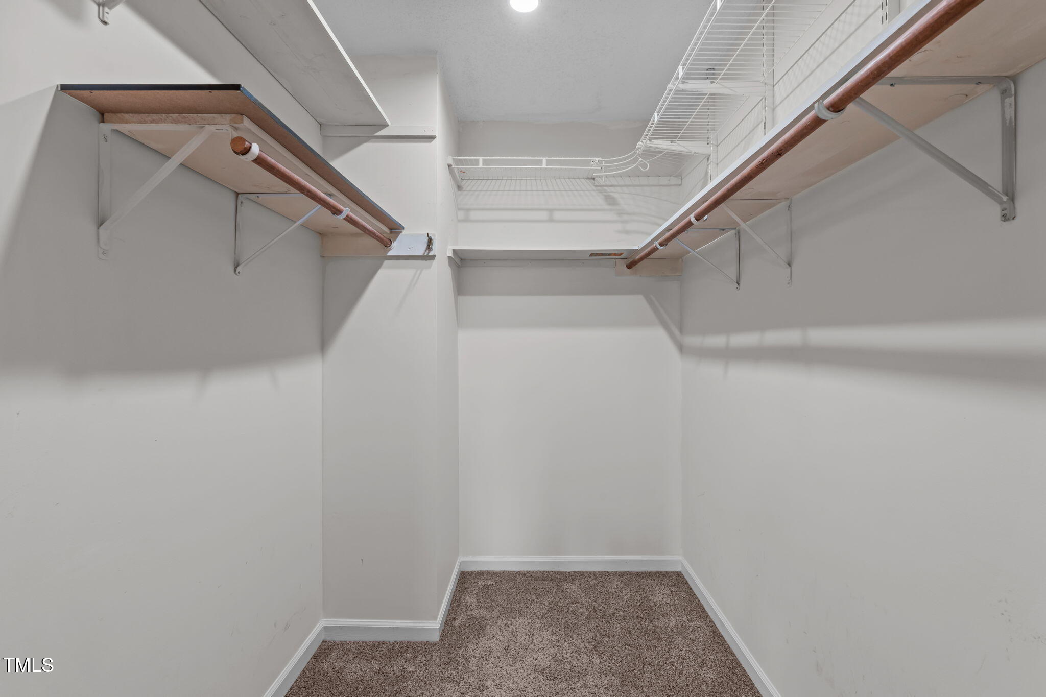 11 Stone Village Court