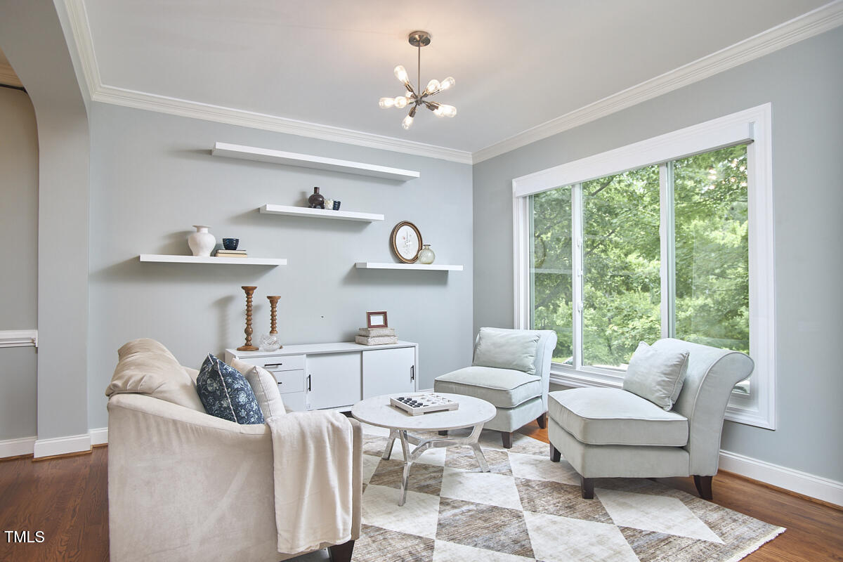 1601 Bellenden Drive