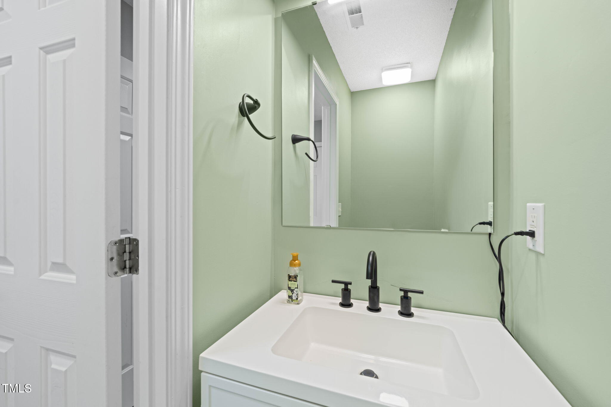 518 Clearfield Drive