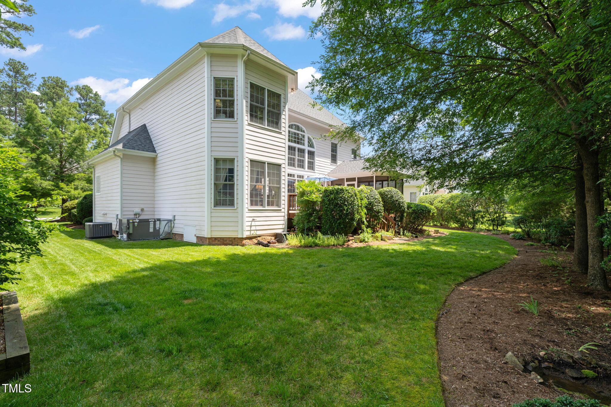 4613 Moores Creek Road