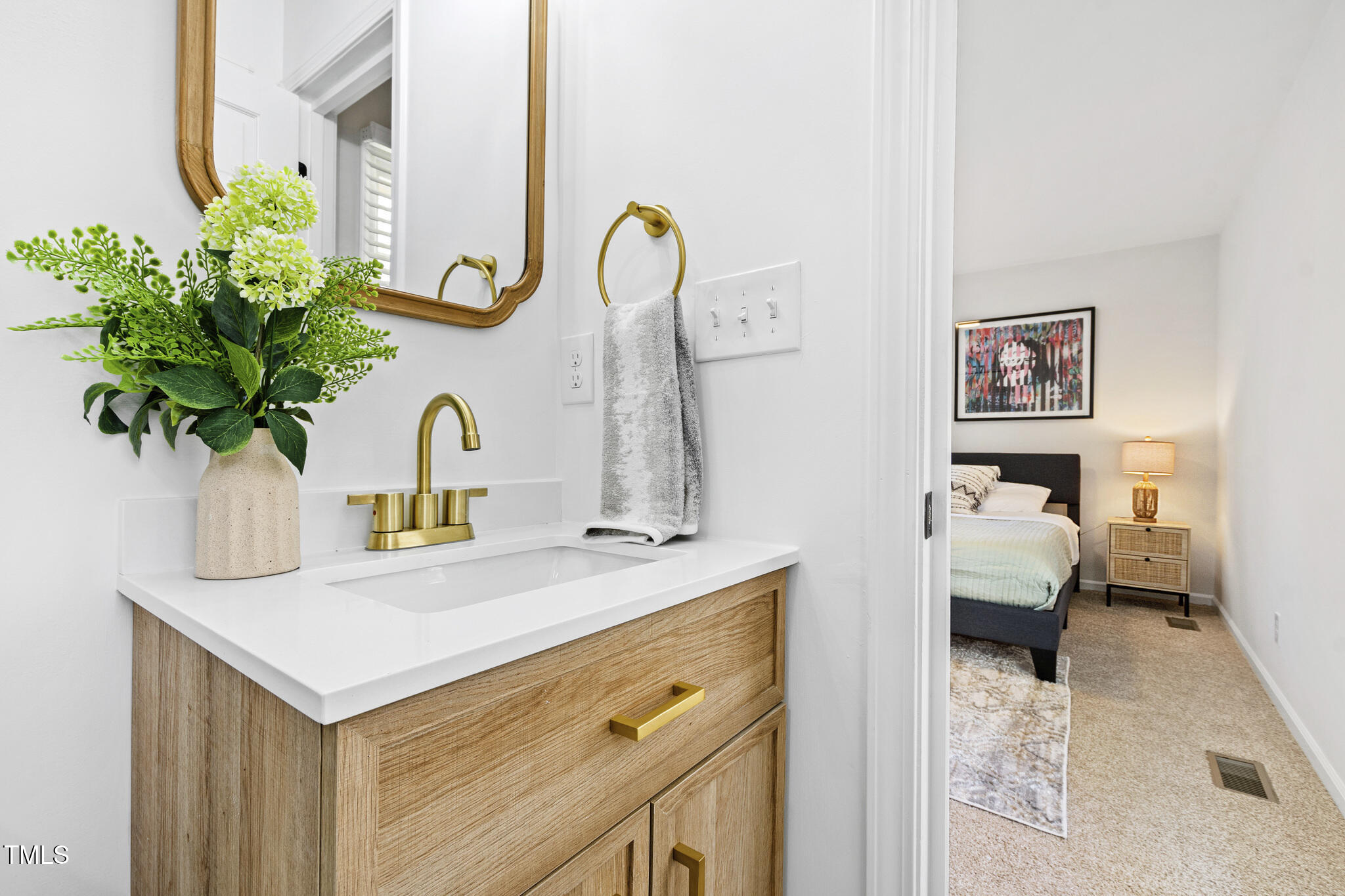 947 Manchester Drive