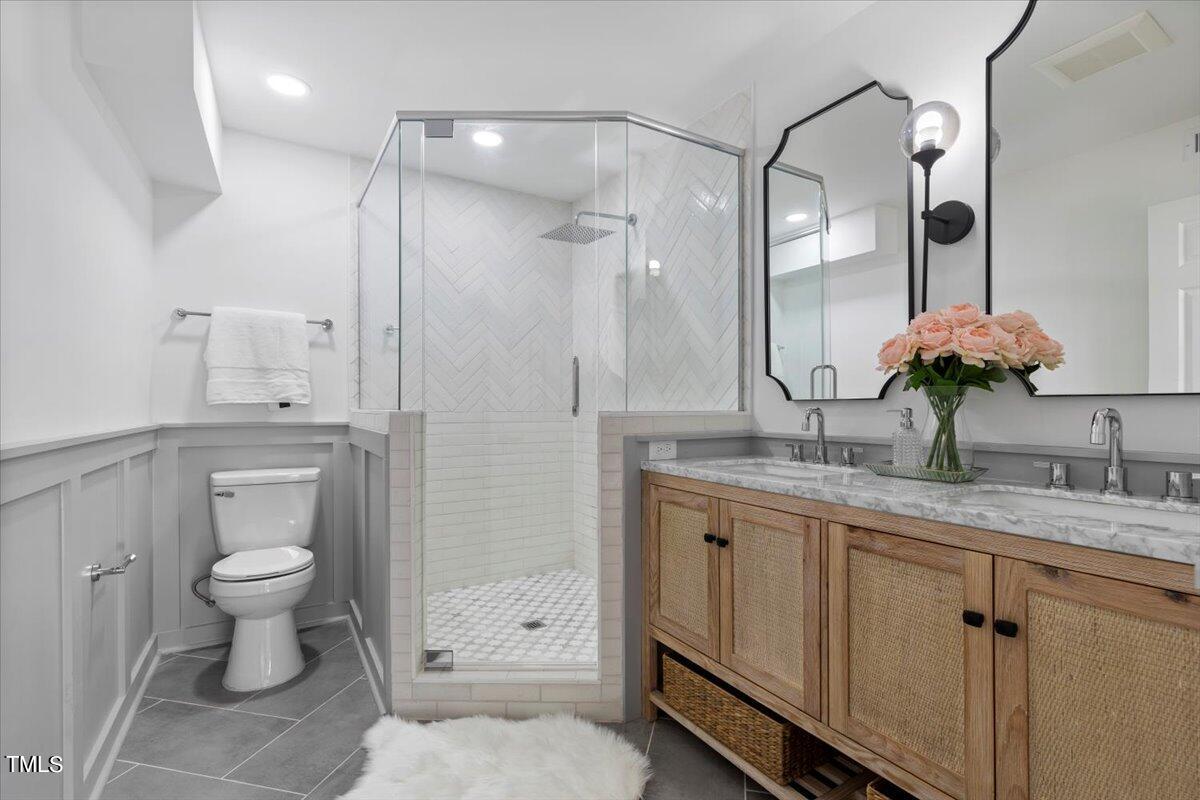 947 Manchester Drive