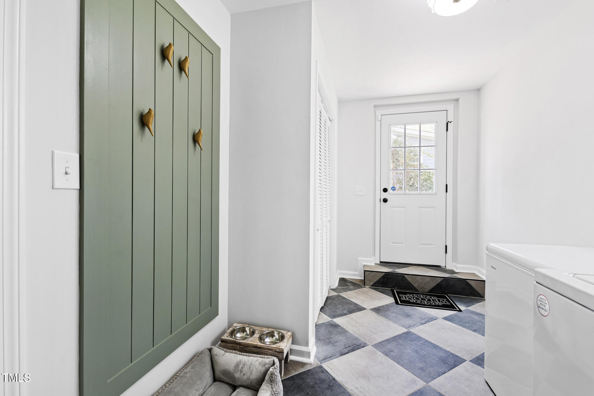 947 Manchester Drive