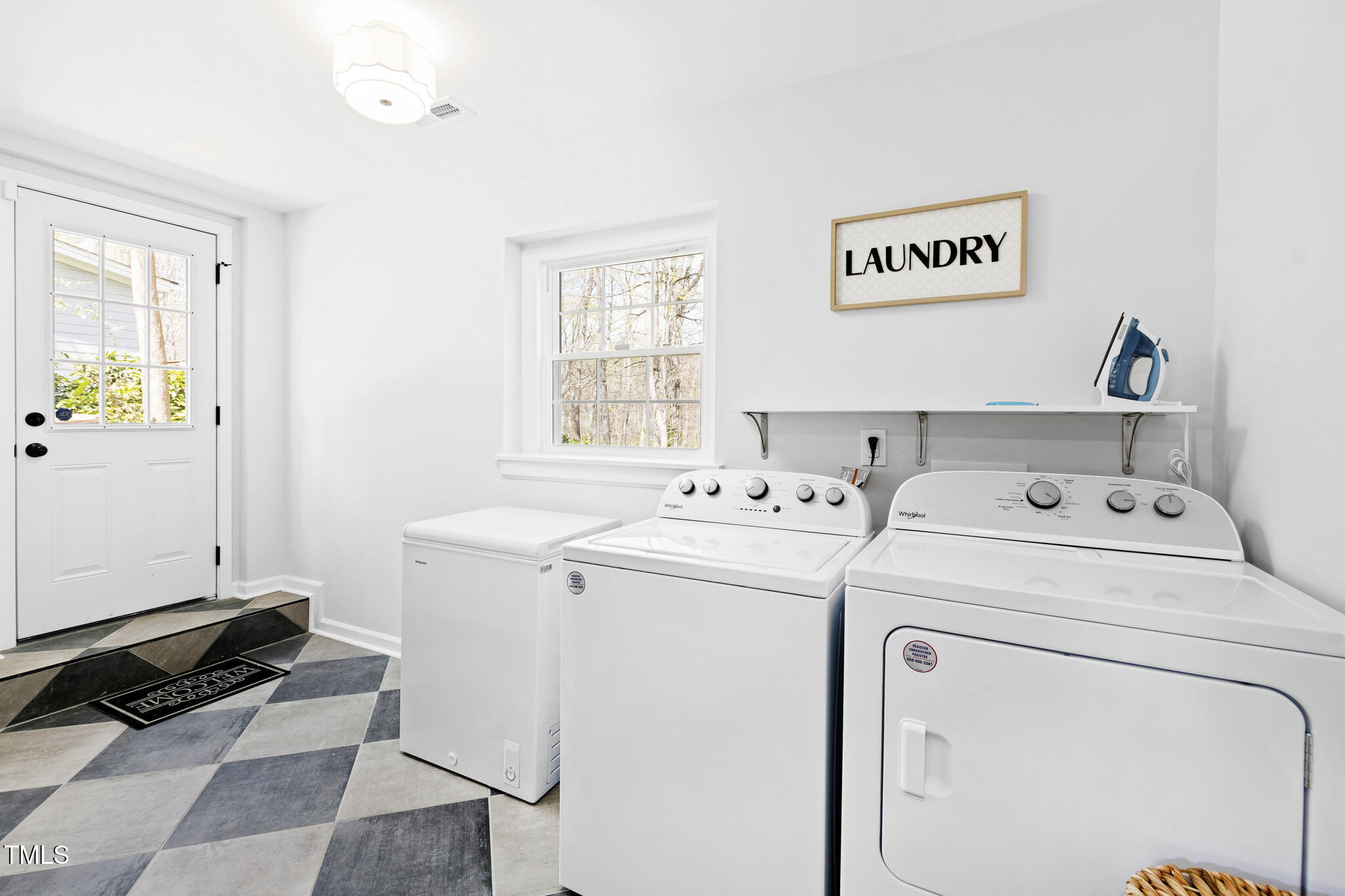 947 Manchester Drive