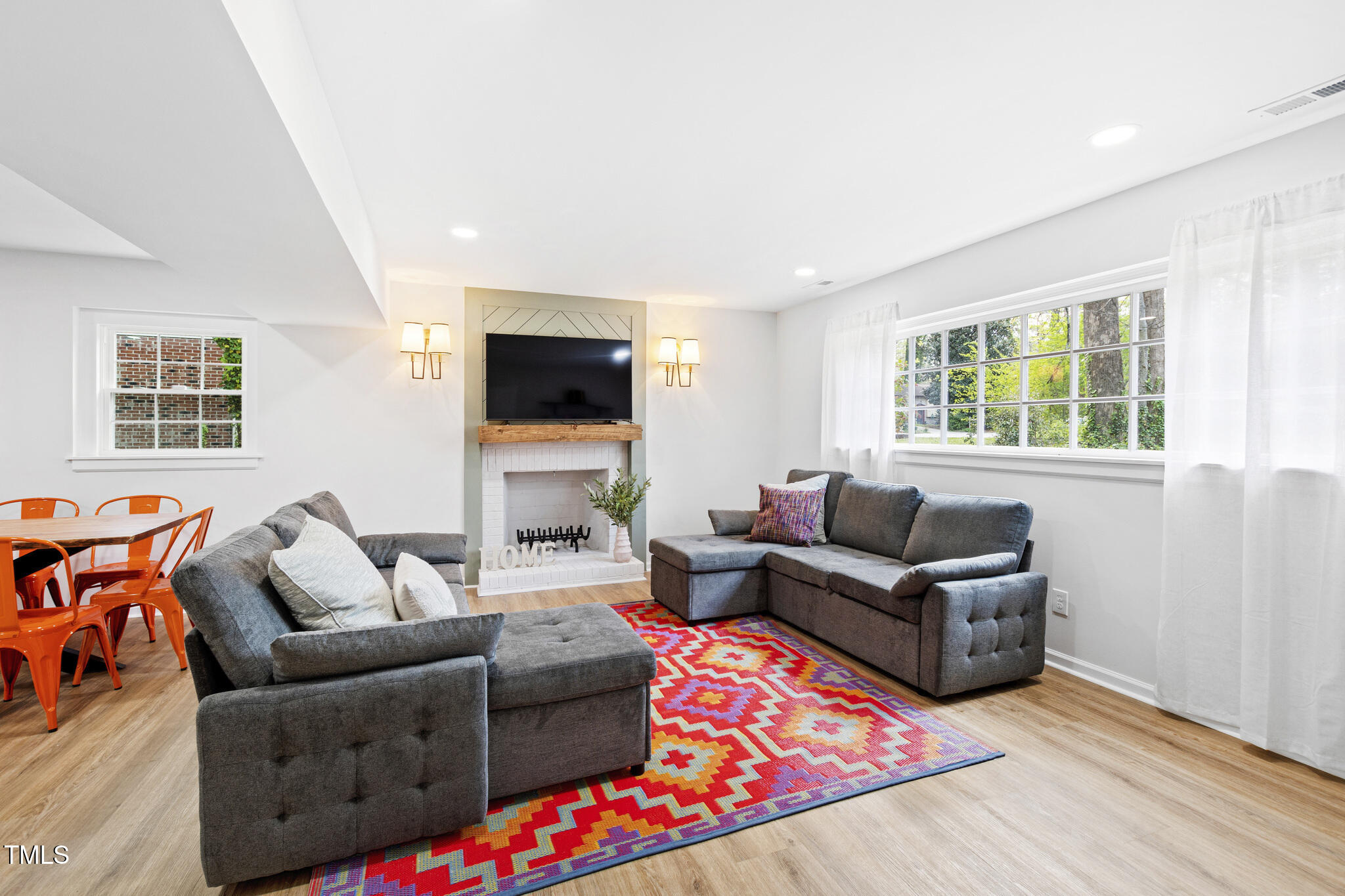 947 Manchester Drive