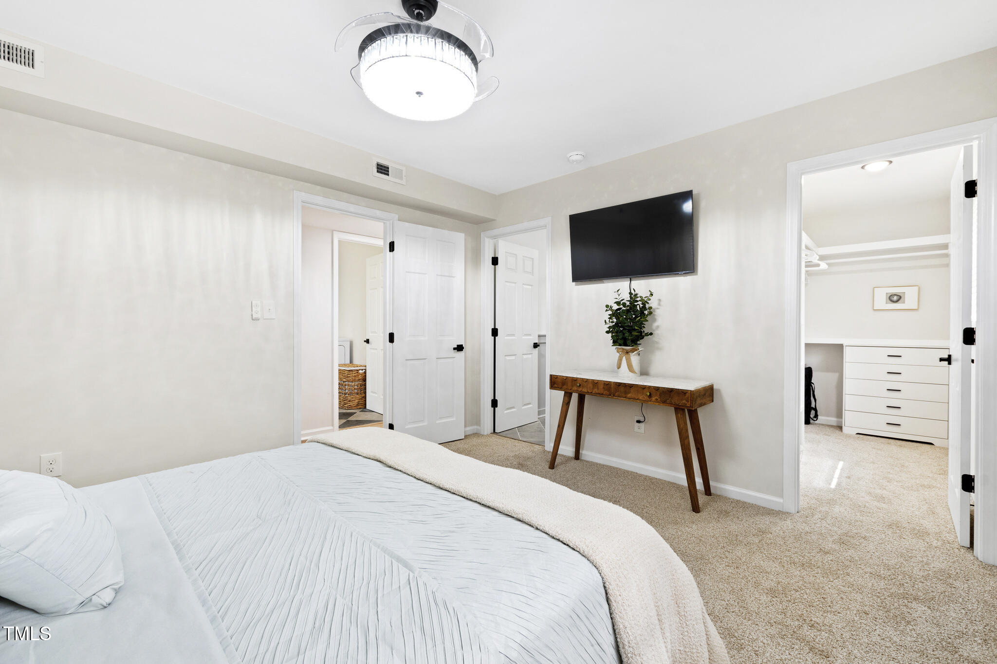 947 Manchester Drive