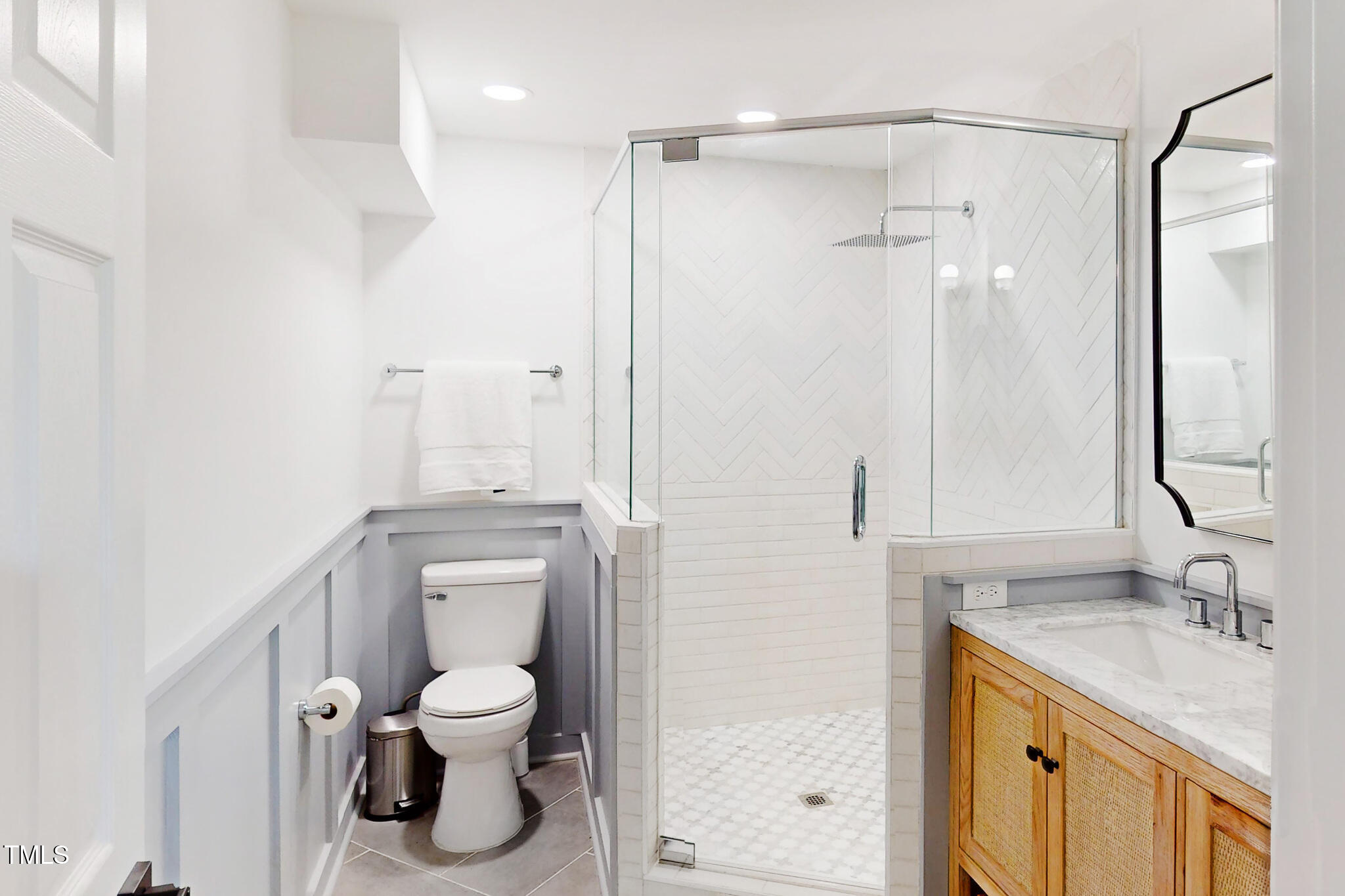 947 Manchester Drive