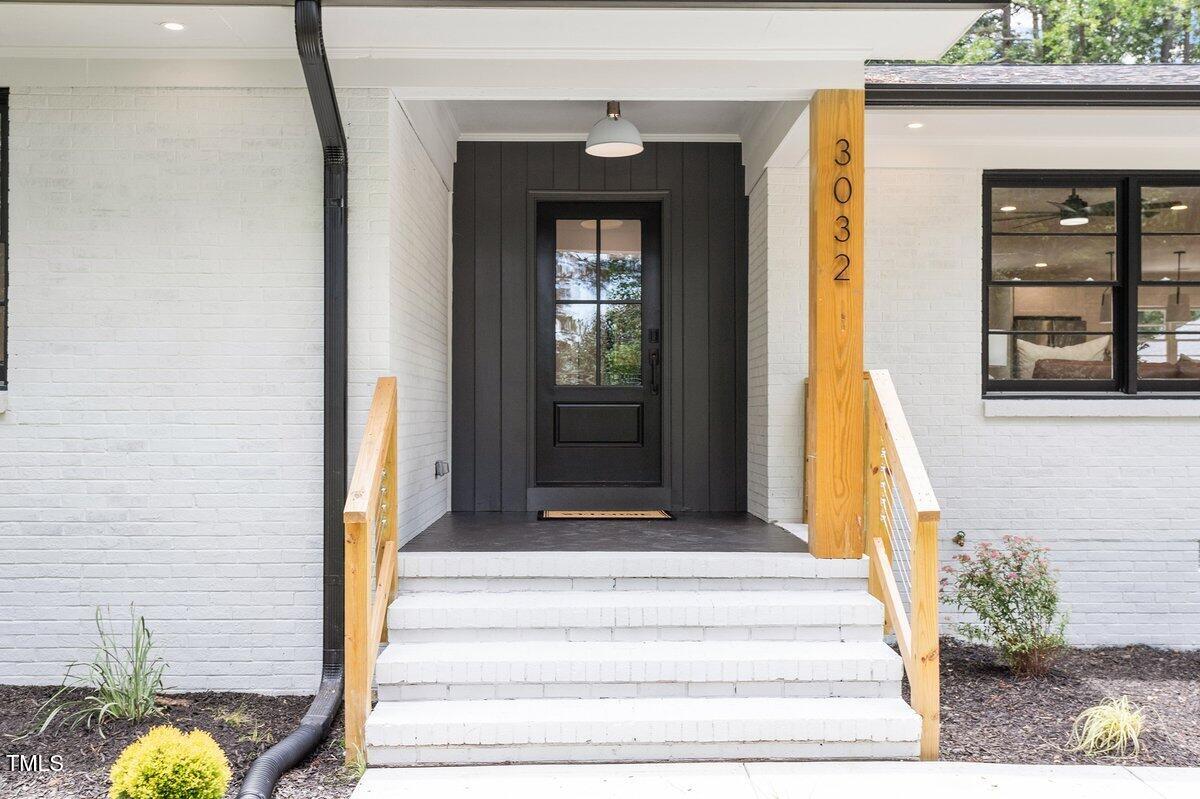 3032 Dixon Road