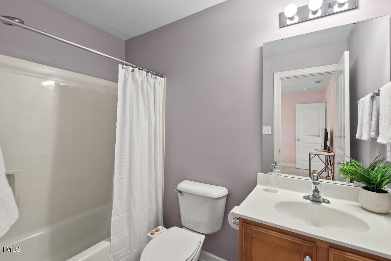 1504 Hemlock Hill Drive