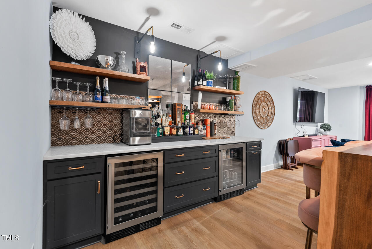 1504 Hemlock Hill Drive